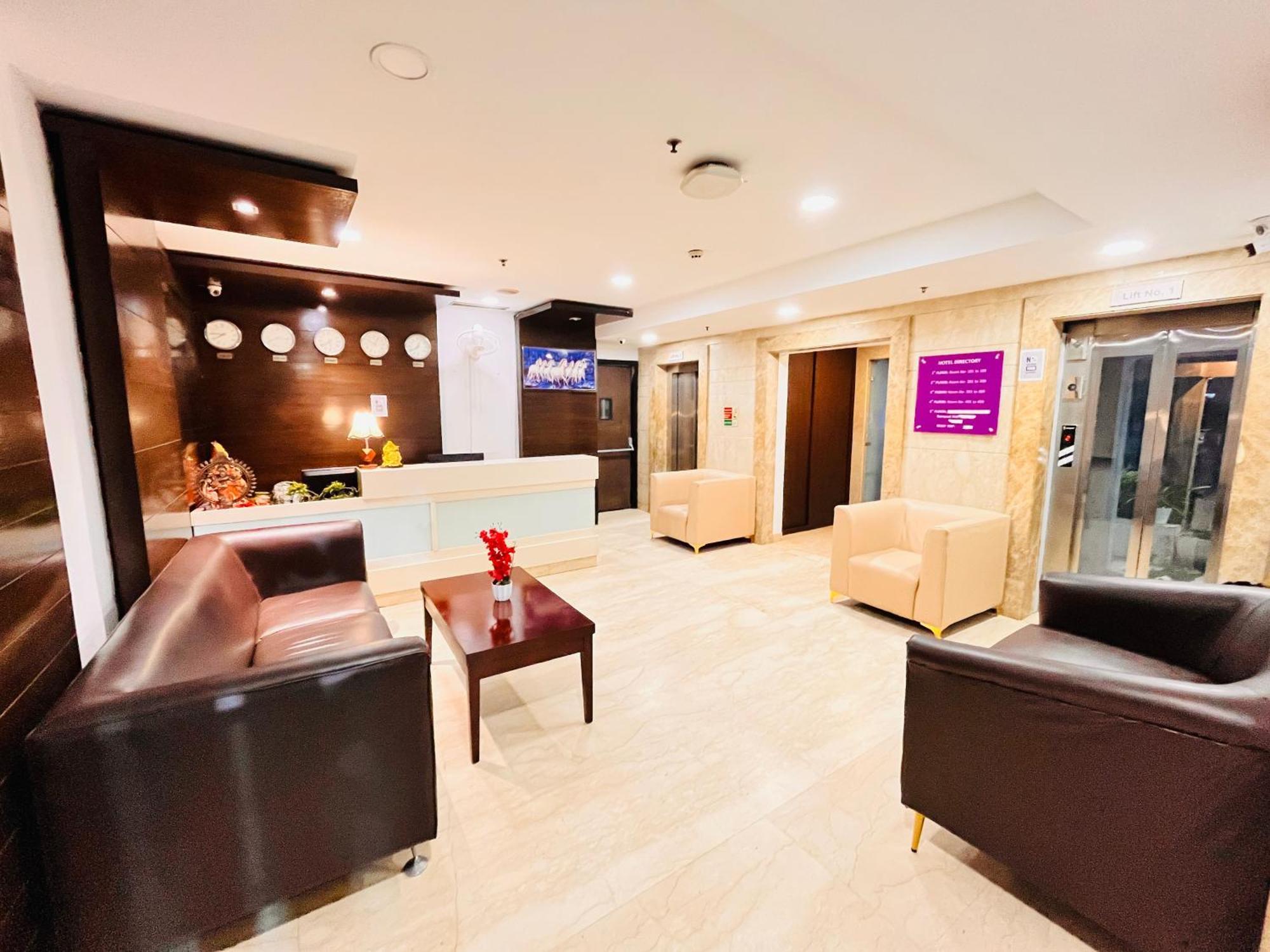 Corus & Banquets - Sector 14, Couple Friendly 3* Gurgaon