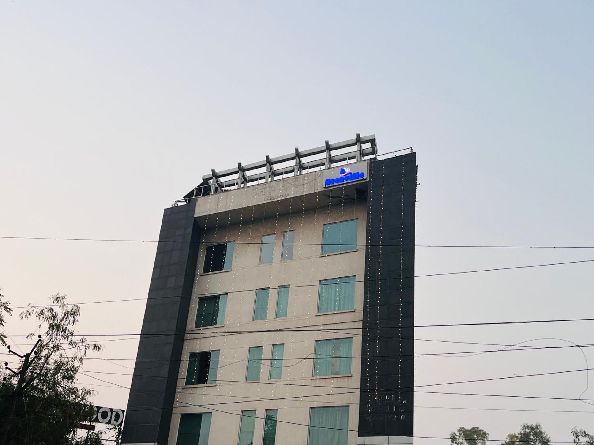 Hotel Corus & Banquets - Sector 14, Couple Friendly 3*