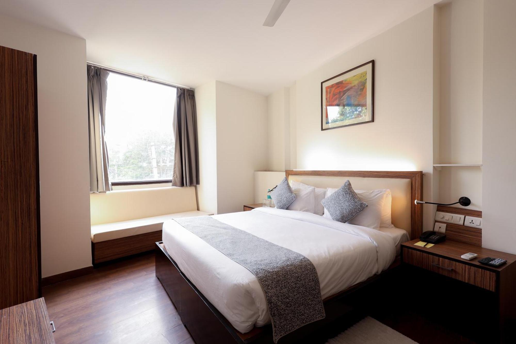 Hotel The Iris- A Boutique Gurgaon