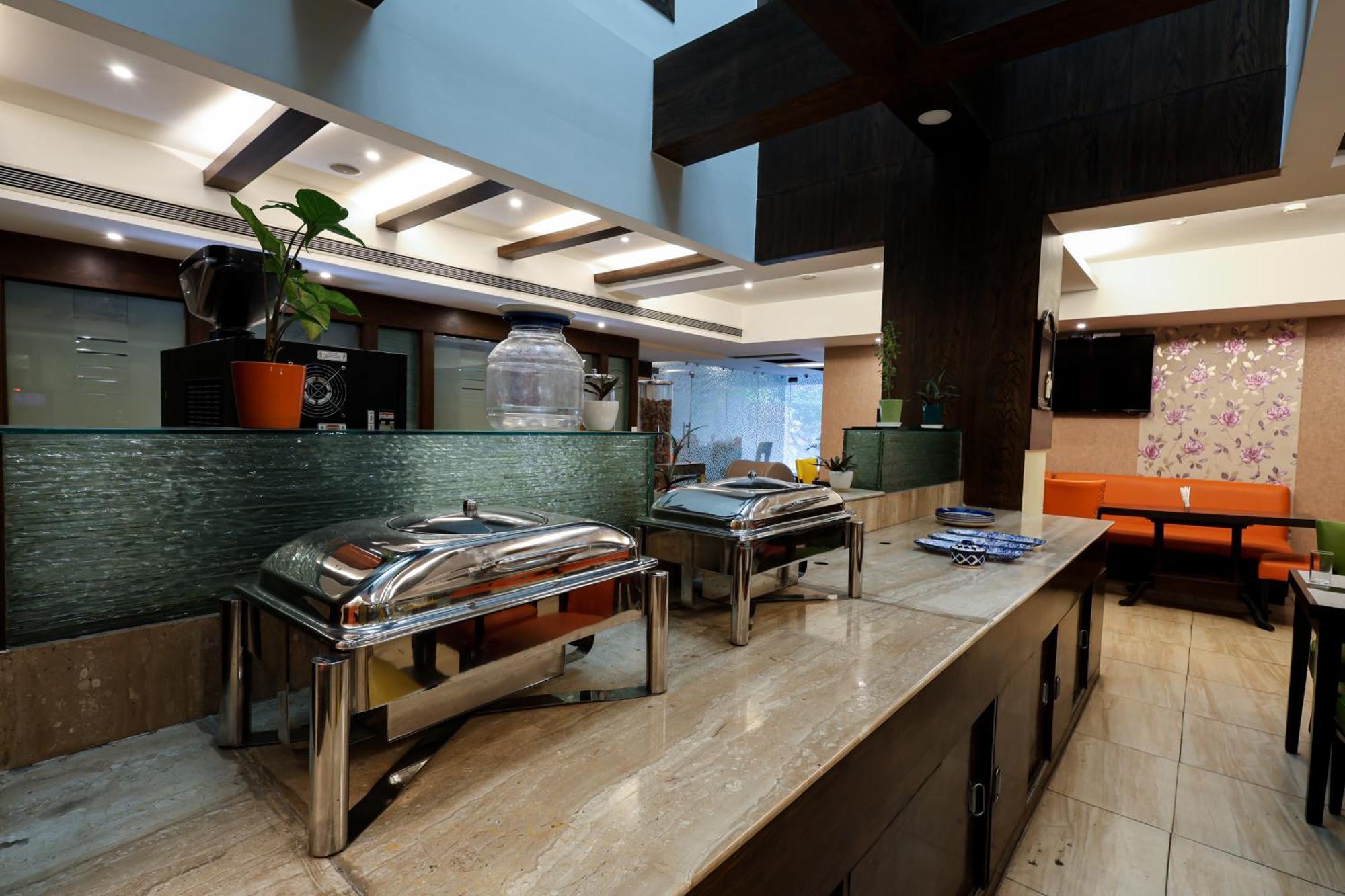 Hotel The Iris- A Boutique Gurgaon