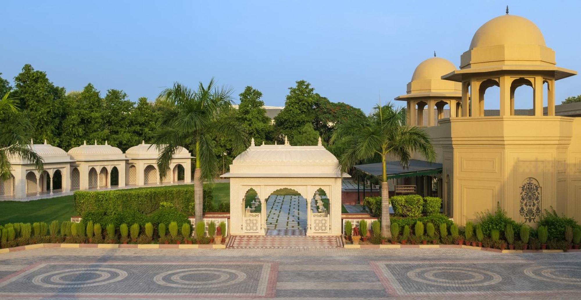 Resort Heritage Village & Manesar-gurgaon 5*