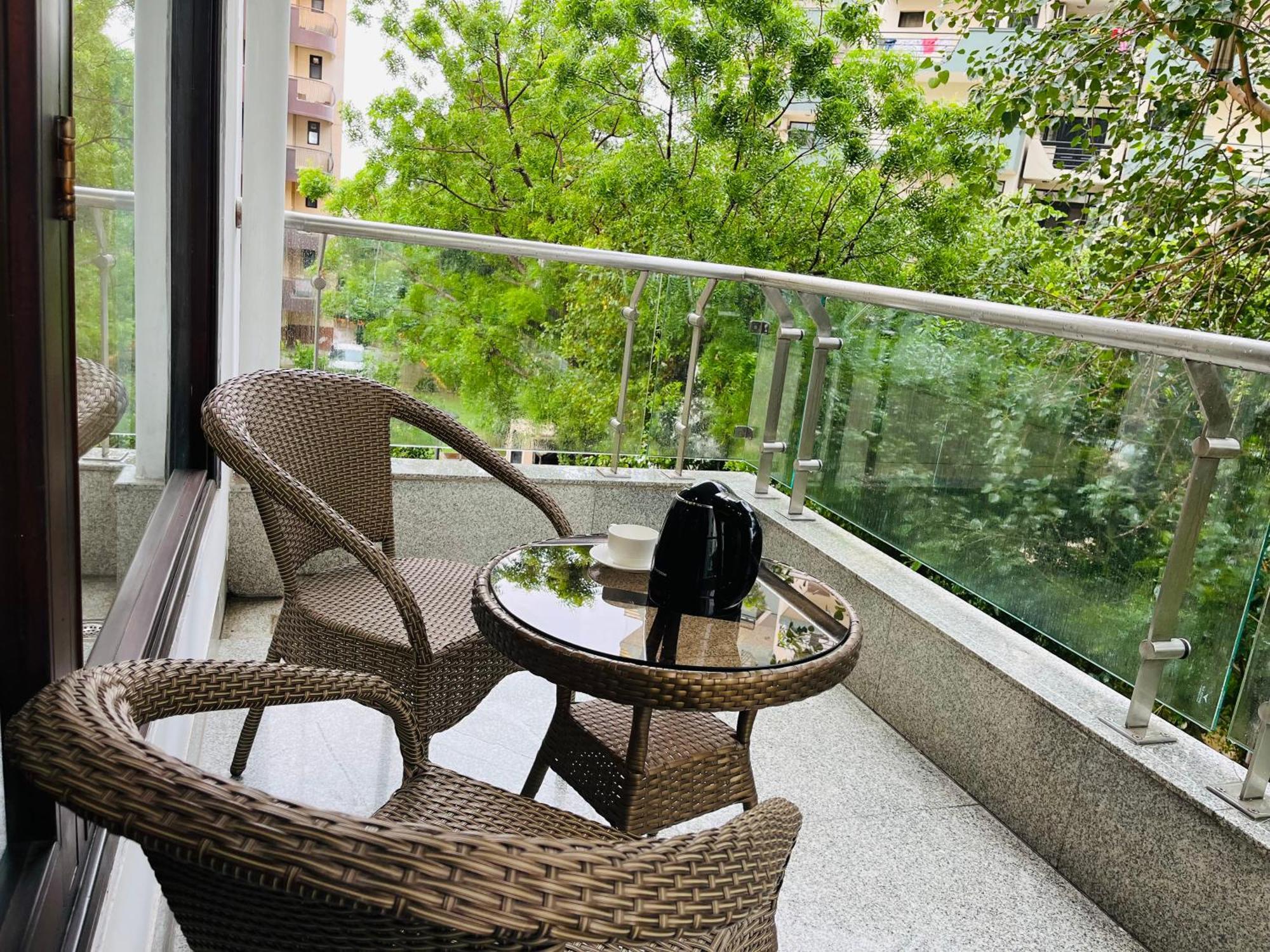 Apartment Gazebo & Medanta