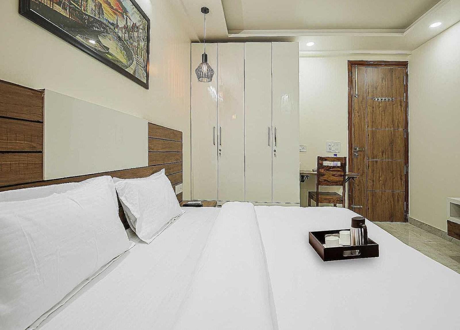 Hotel Maharaja Palace Gurgaon