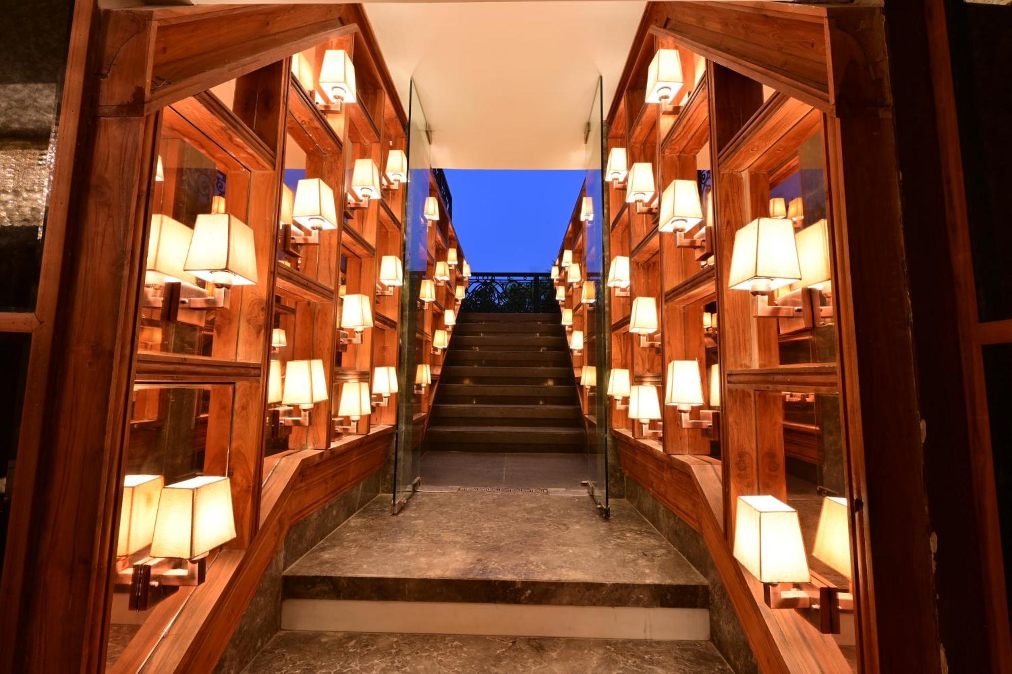Hotel Clarens Gurgaon