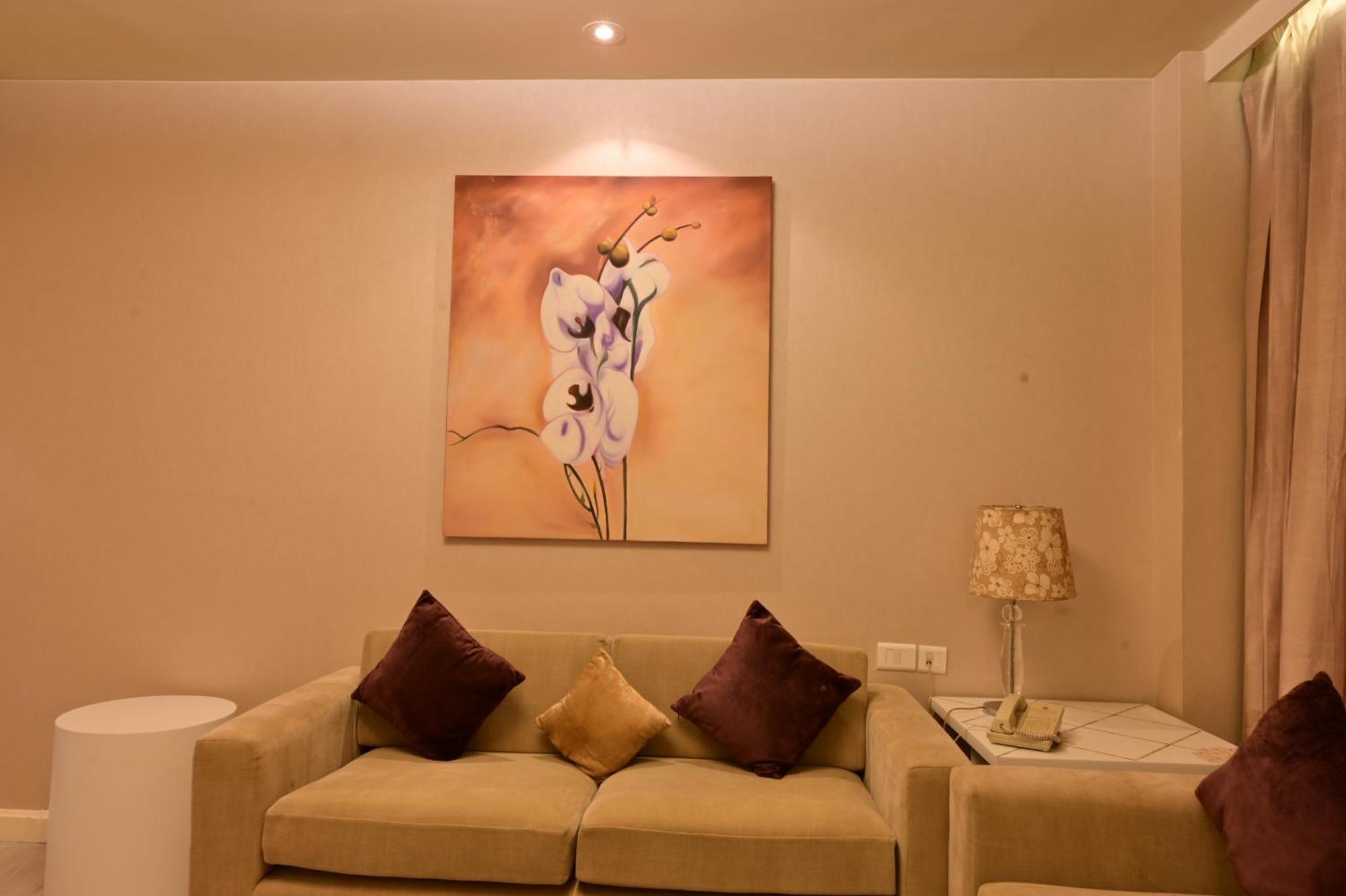 Clarens Hotel Gurgaon