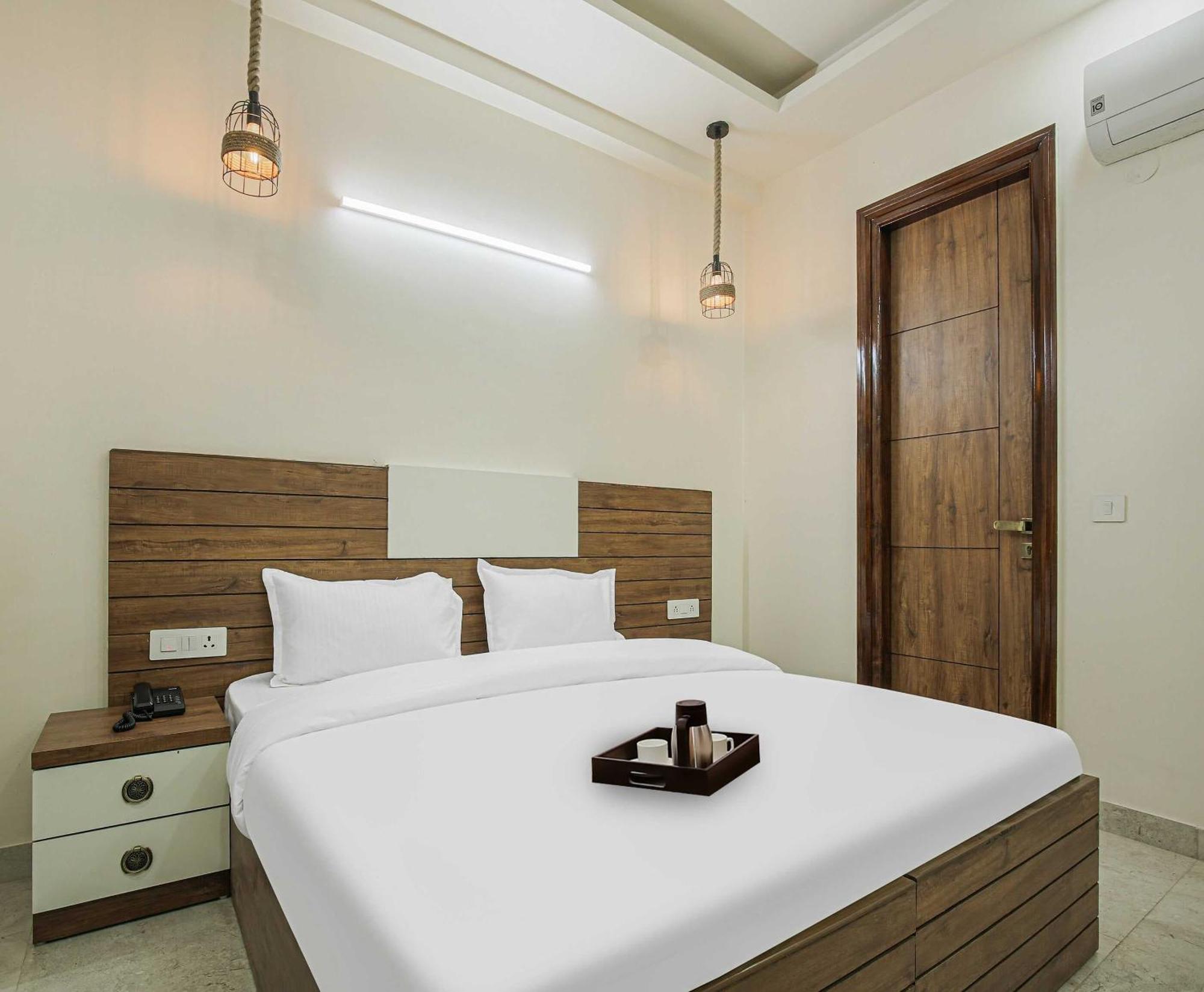 Maharaja Palace Hotel Gurgaon