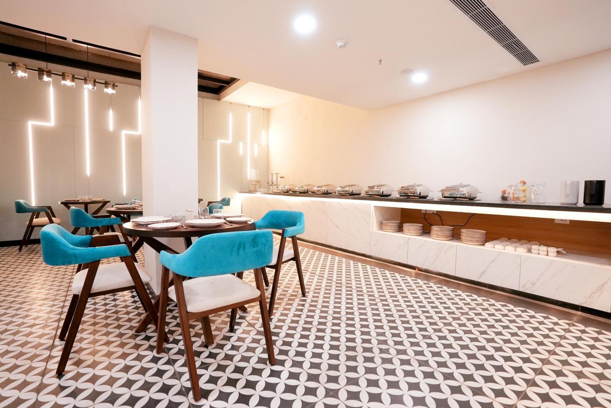 Limon & Banquet Sector 29, Hotel Gurgaon
