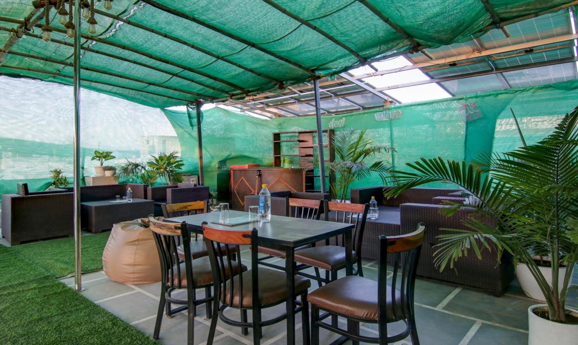 Hotel Treebo Nearmi Bell House 3*