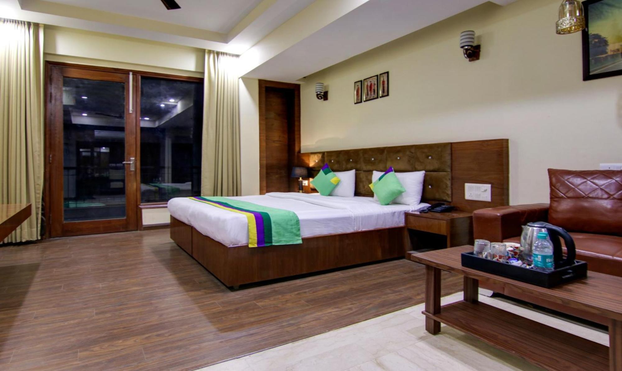 Treebo Nearmi Bell House 3*