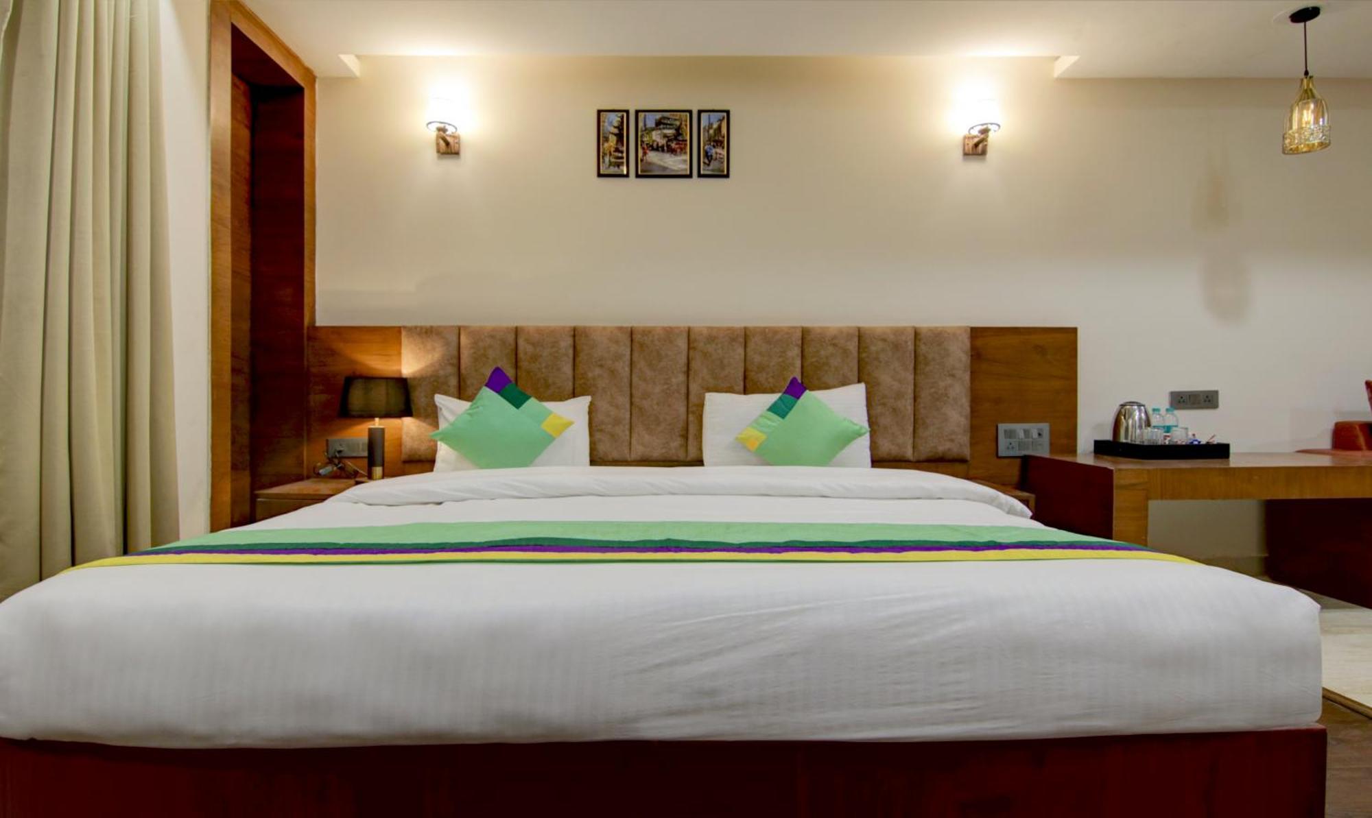 Hotel Treebo Nearmi Bell House Gurgaon