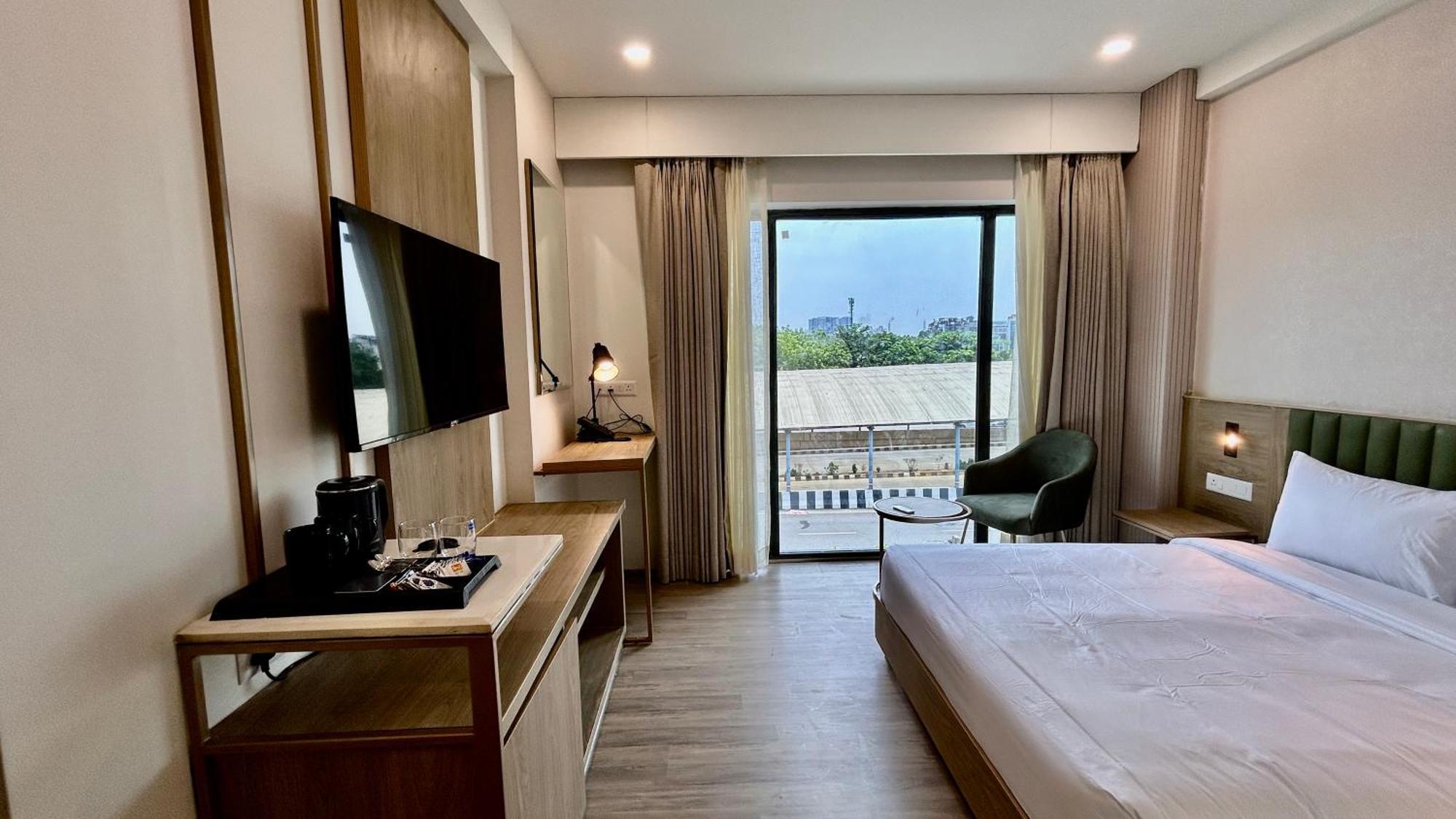 Hotel Limon & Banquet Sector 29, Gurgaon