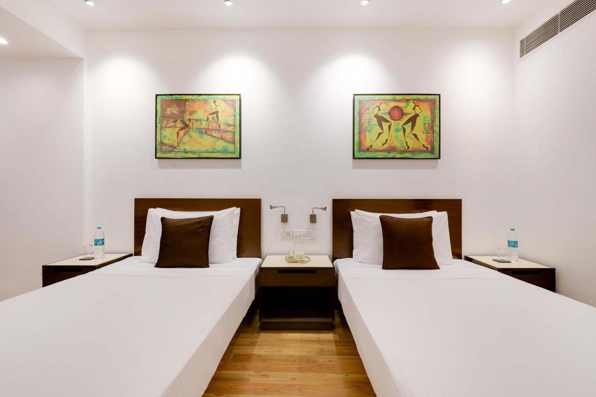 Hotel Lemon Tree Premier 1, Gurugram 4*