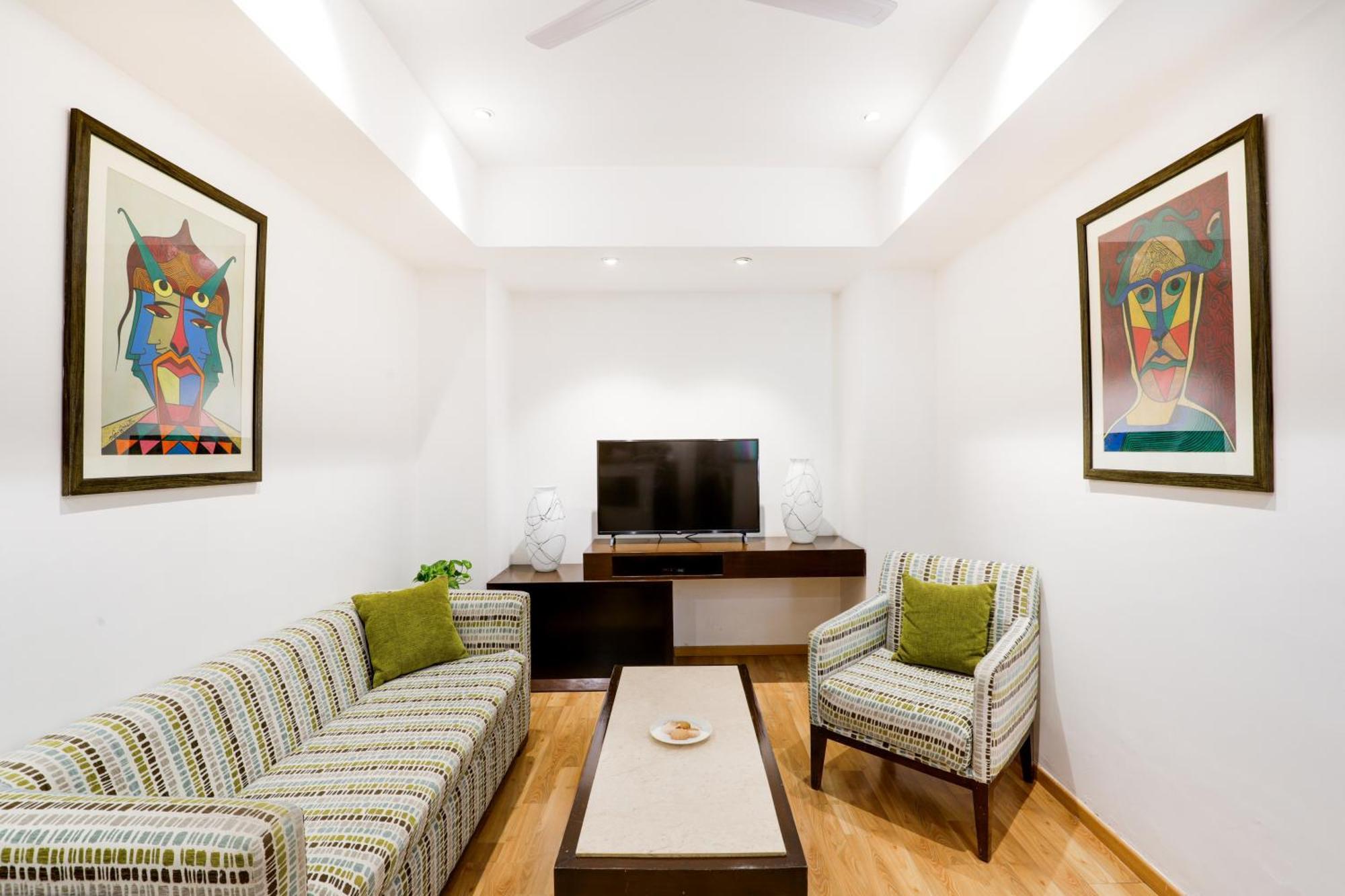 Hotel Lemon Tree Premier 1, Gurugram 4*