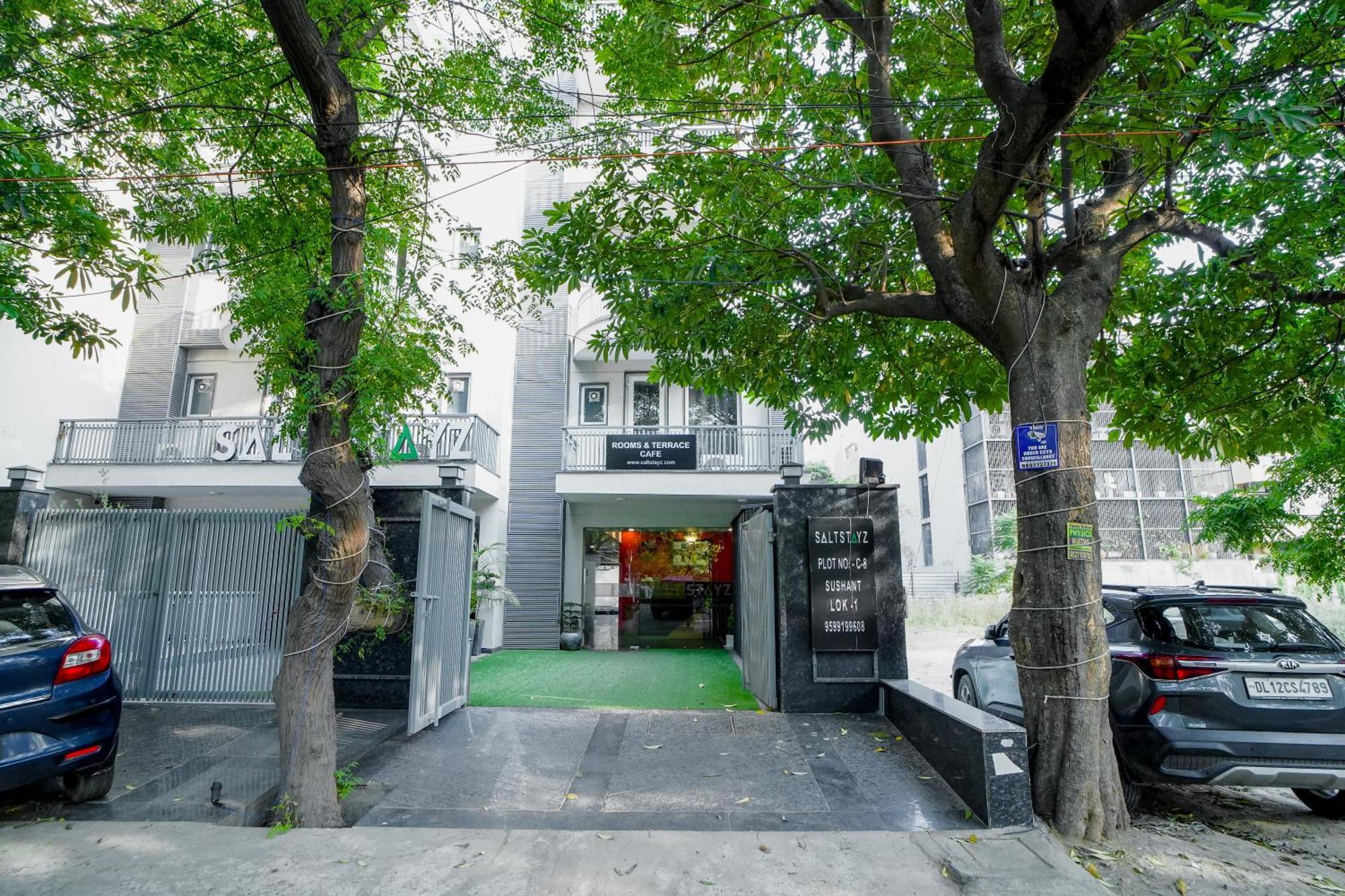 Saltstayz Select - Huda Center Hotel