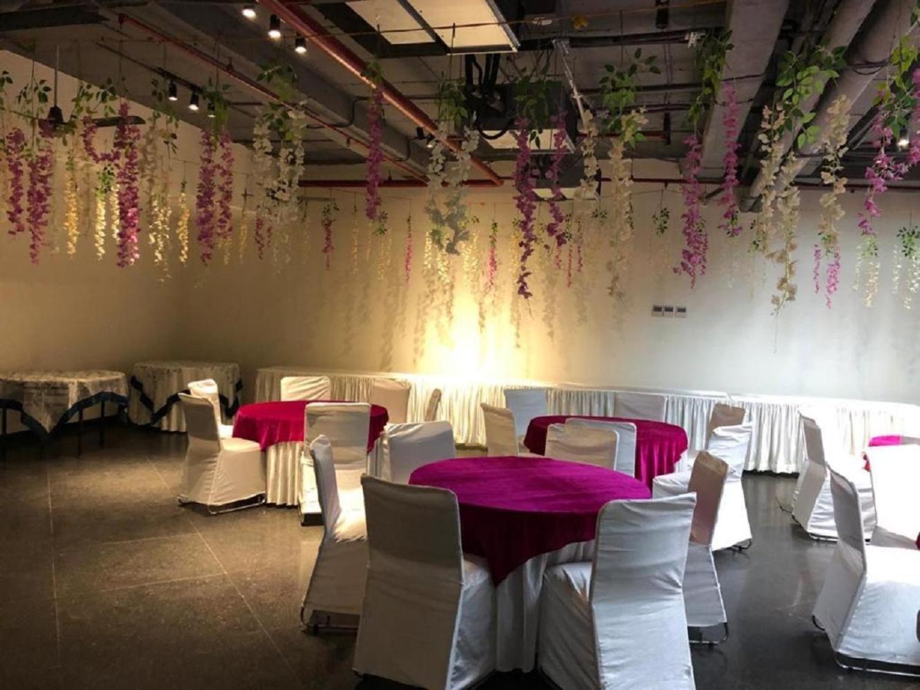 Hotel Comfort Dhaliwals,