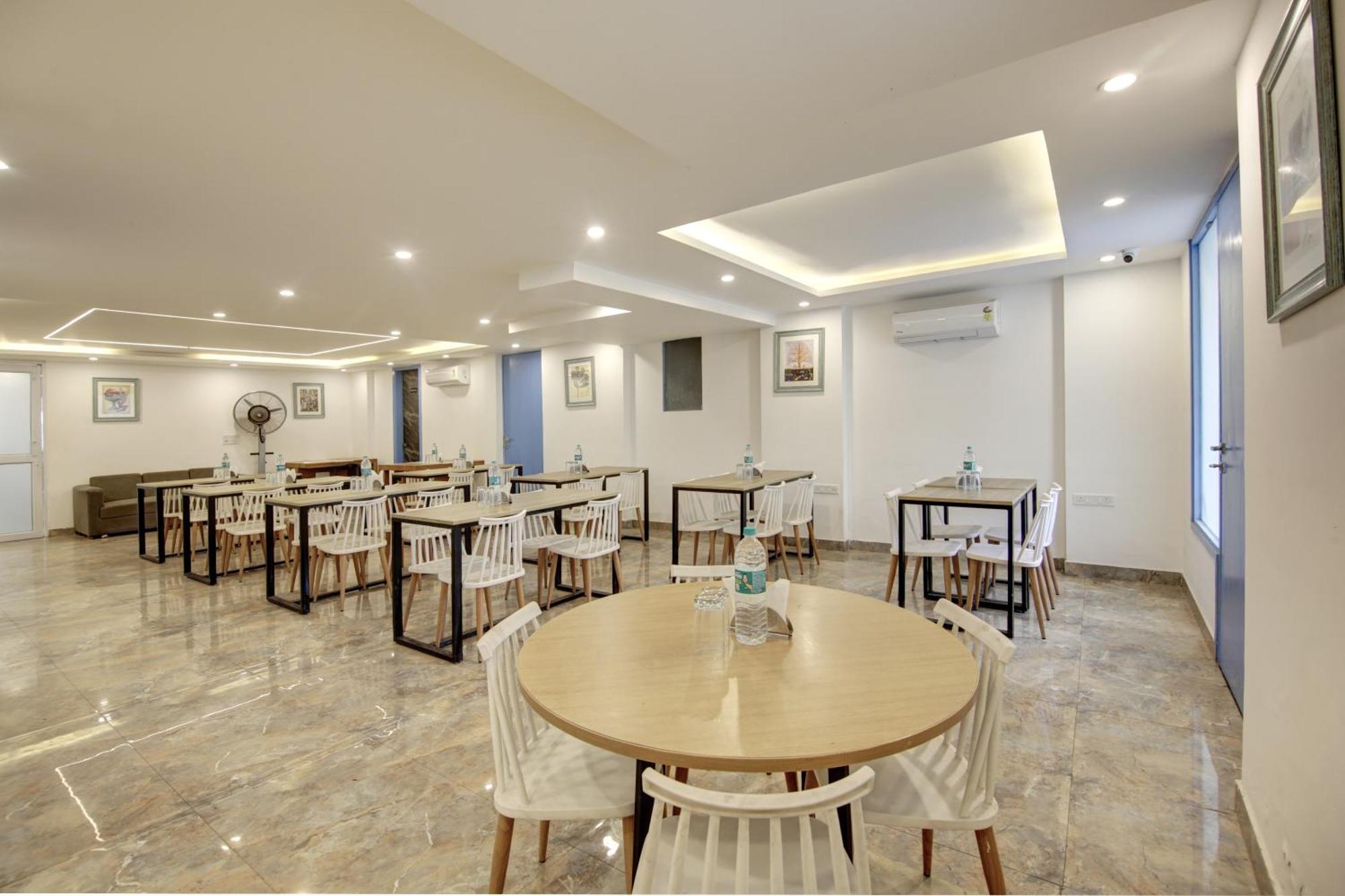 Hotel Elite 29 Golf Course Road