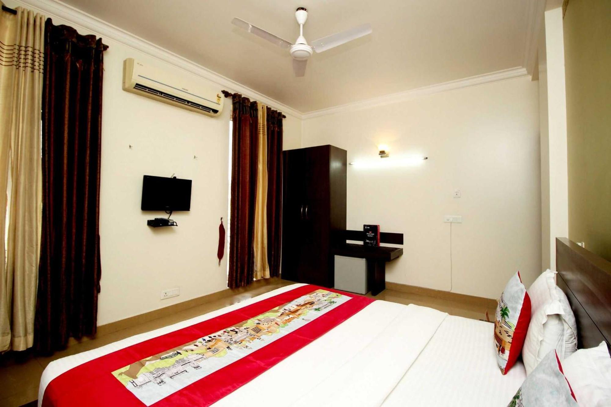 Collection O Sakshi Hotel
