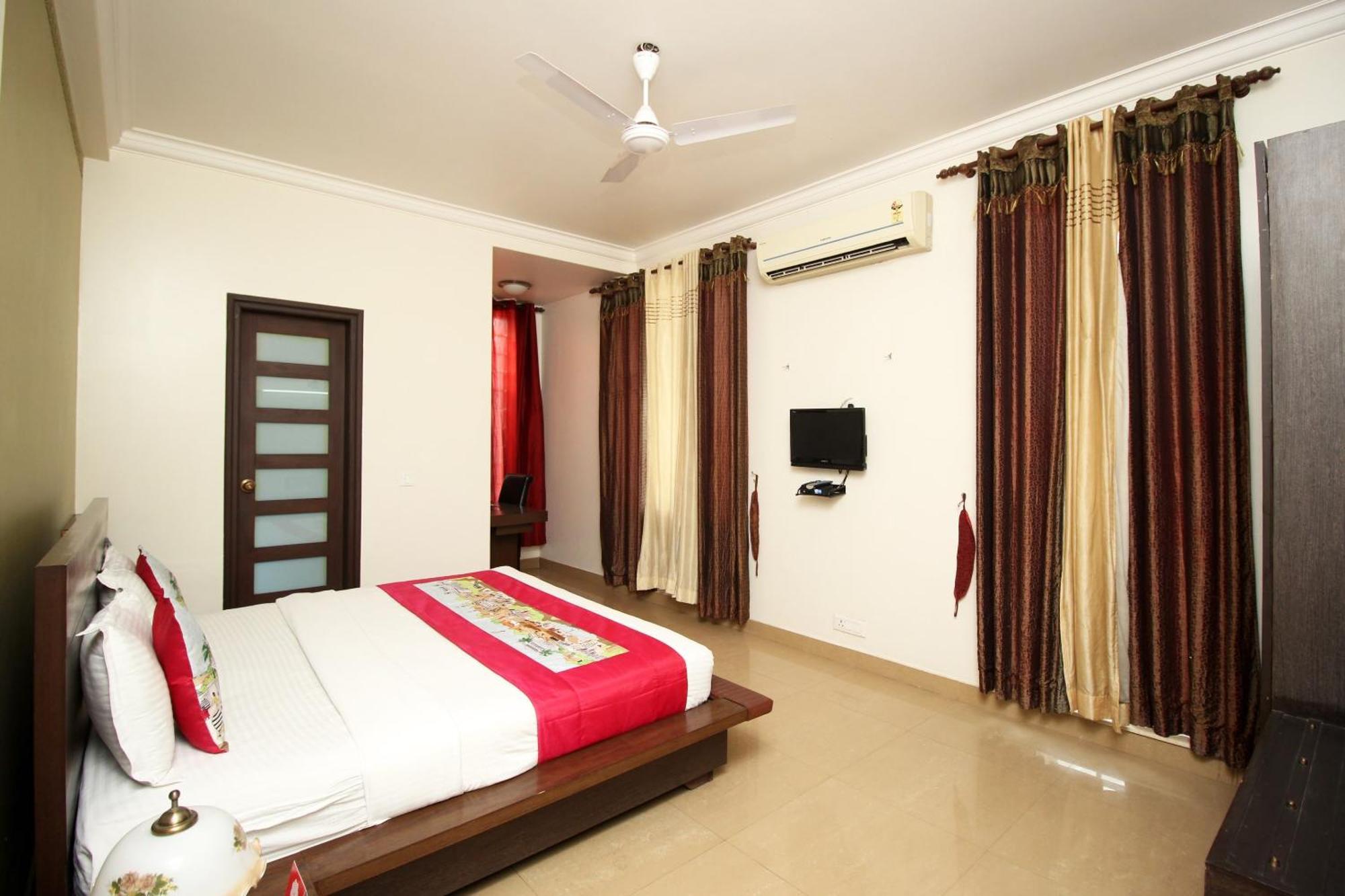 Hotel Collection O Sakshi