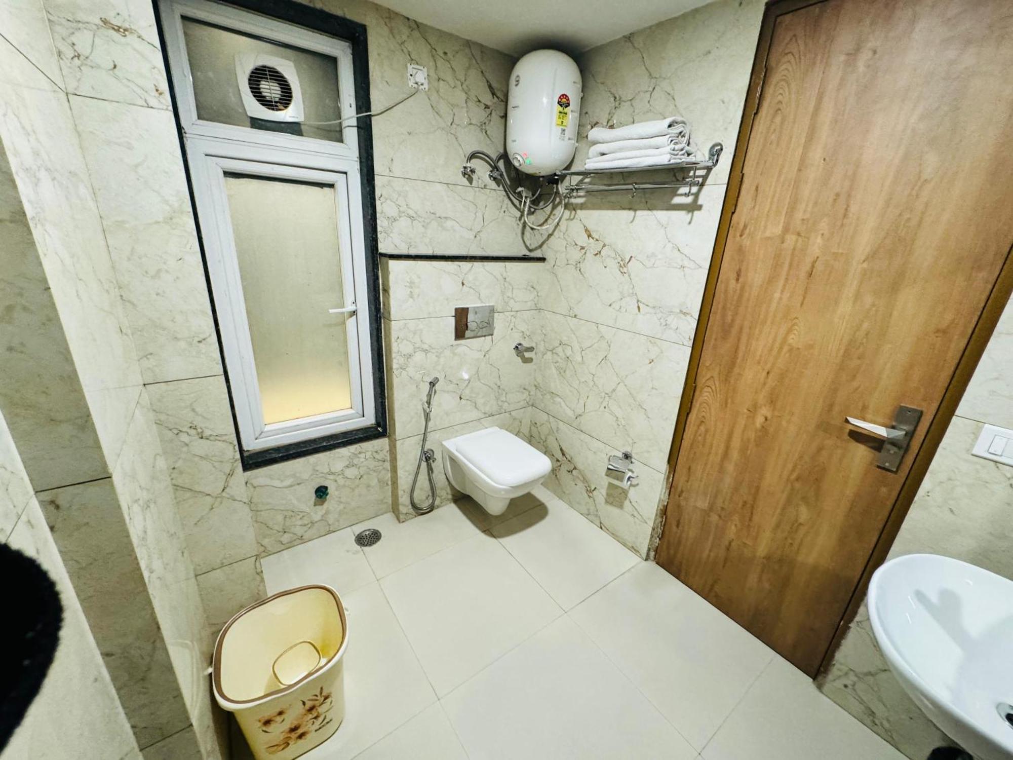 Amahi - Sector 48 3* Gurgaon