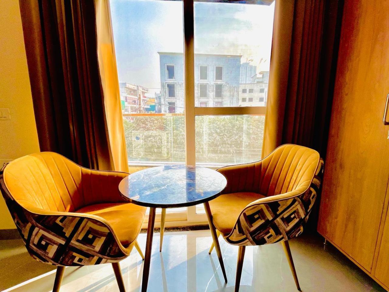Amahi - Sector 48 Hotel 3*