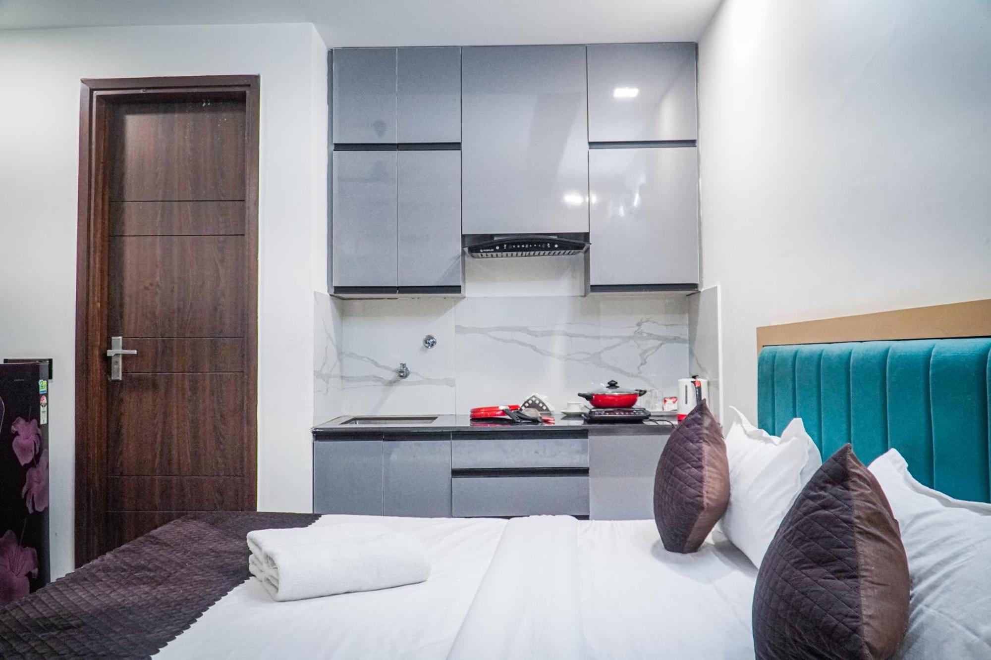 Hotel The Leaf Medanta 3*