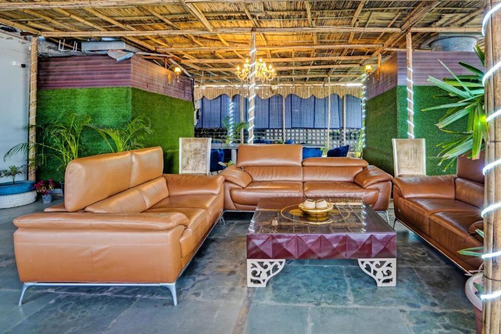 Very Spacious Terrace With For Gatherings * Gurgaon