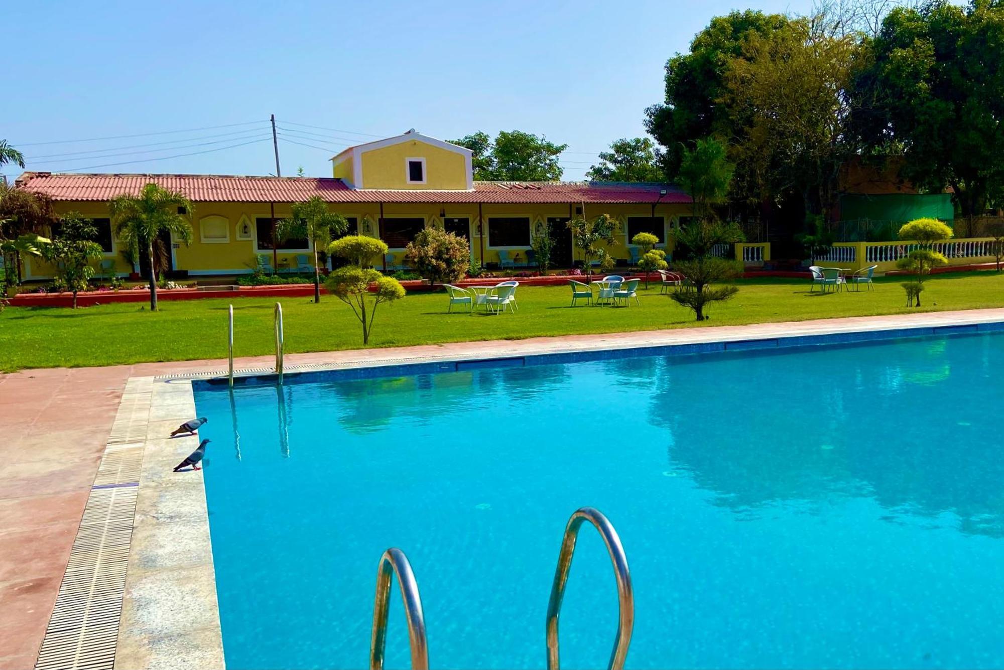 Farm stay Vanzara Retreat *
