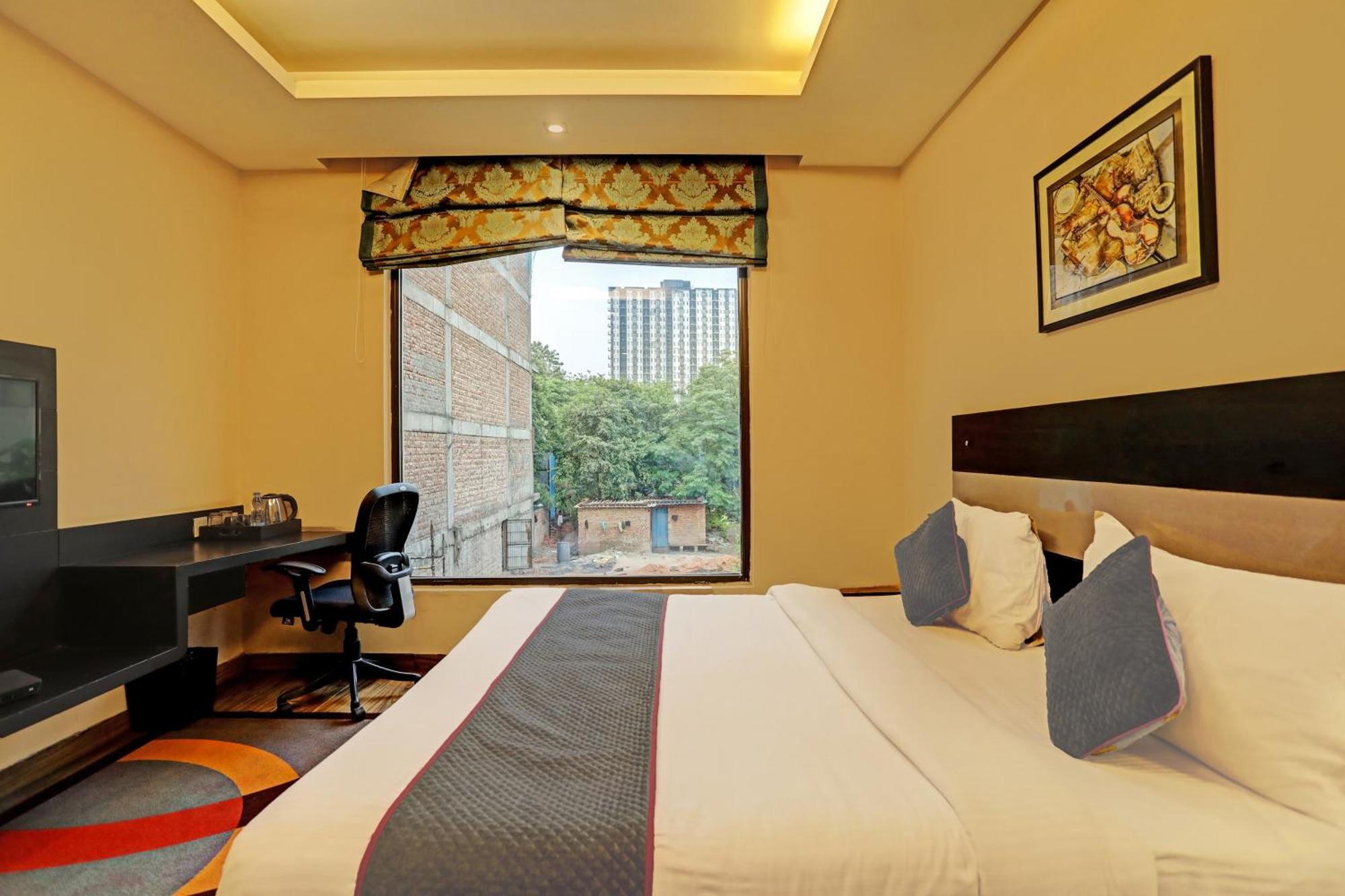Townhouse Tipsyy 16 4* Gurgaon