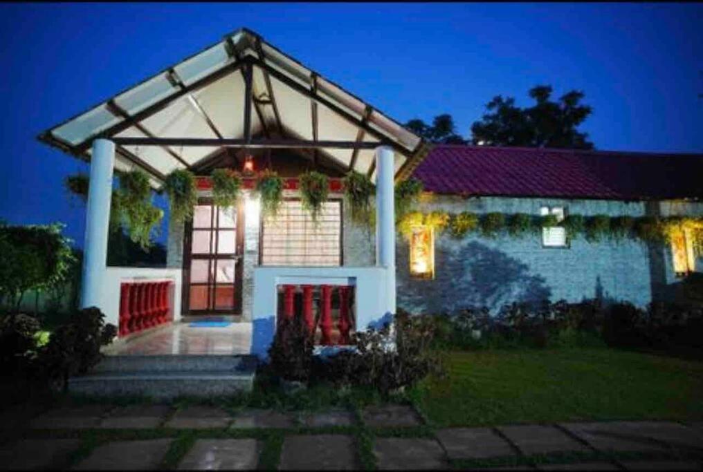 Achal Farm जंगल में मंगल Villa