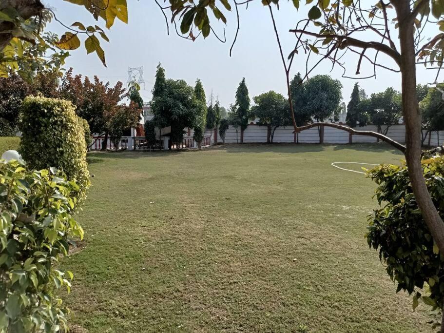 Achal Farm जंगल में मंगल Villa
