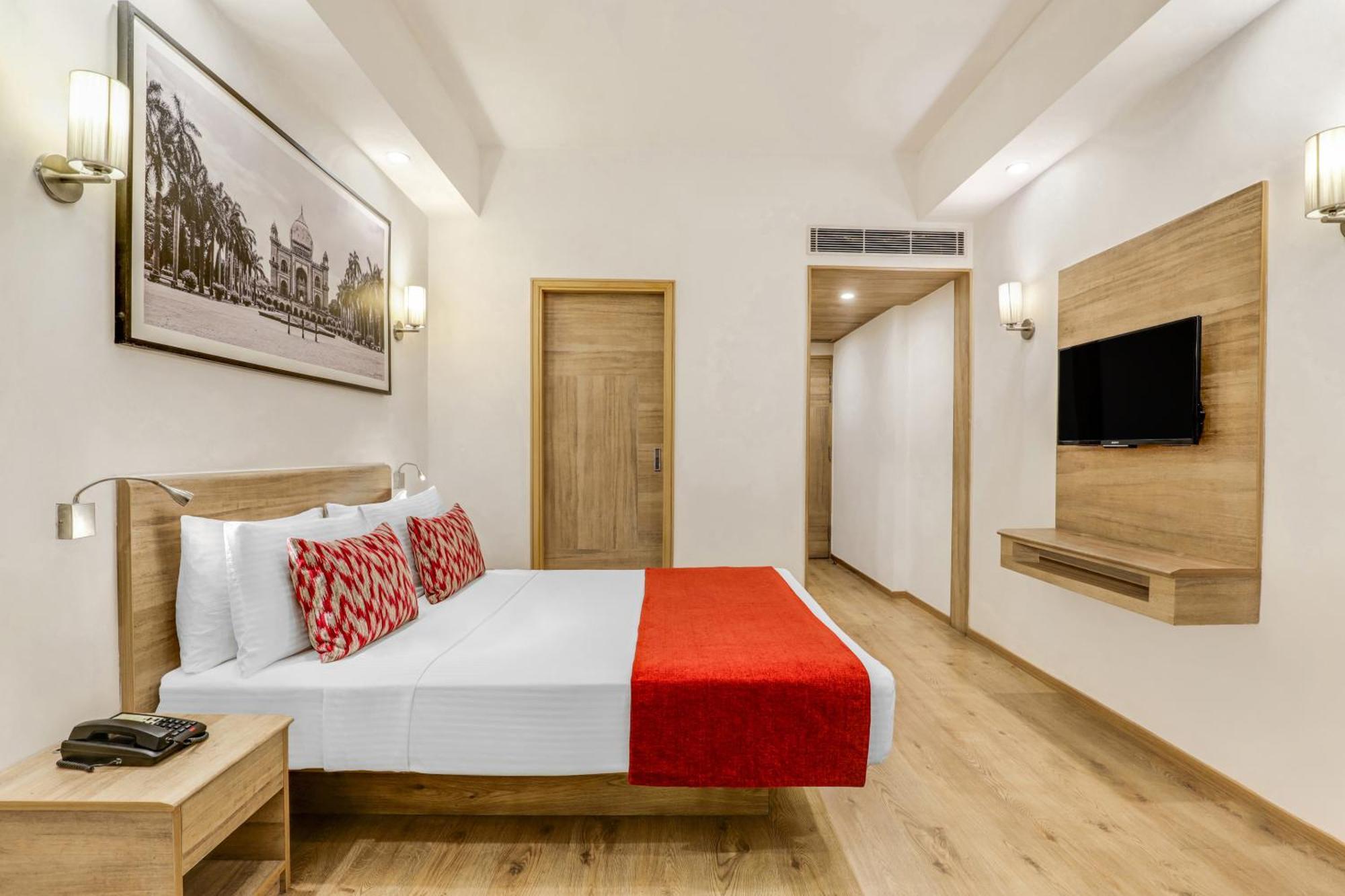 Hotel Lemon Tree Premier 1, Gurugram Gurgaon