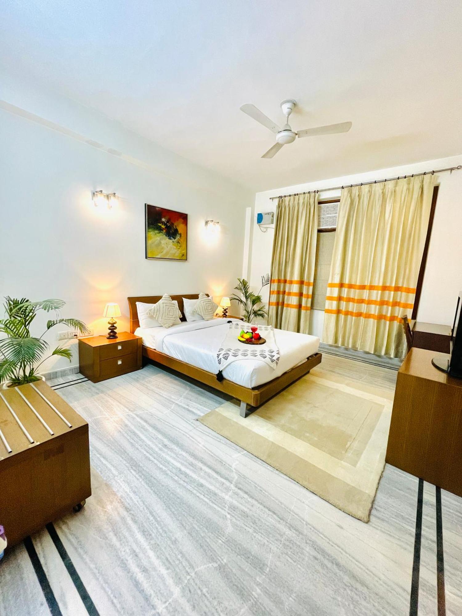 Bedchambers Serviced - Artemis Hospital Aparthotel *