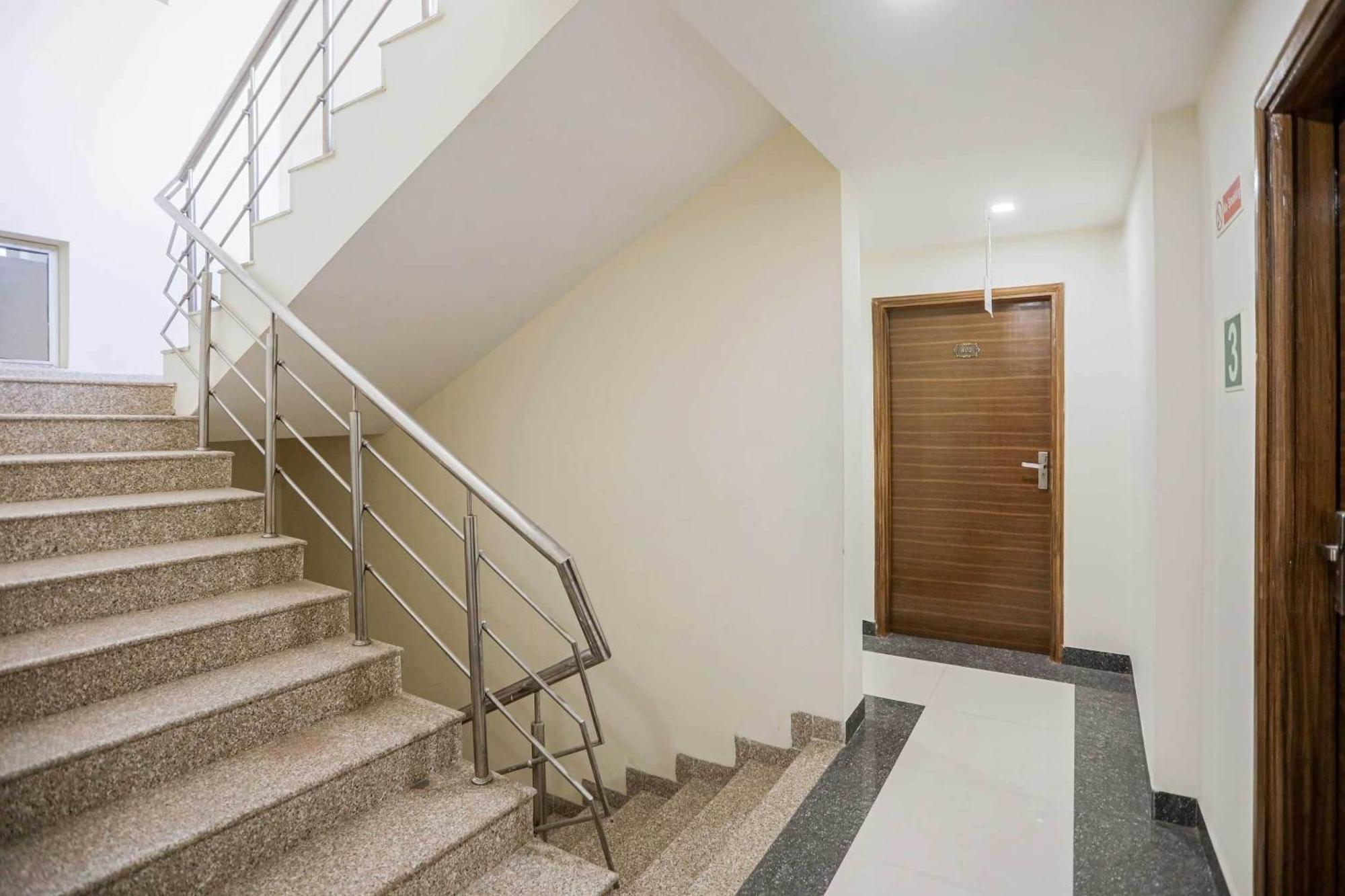 Hotel Townhouse 1120 Moonlight Residency Near Appu Ghar 4*