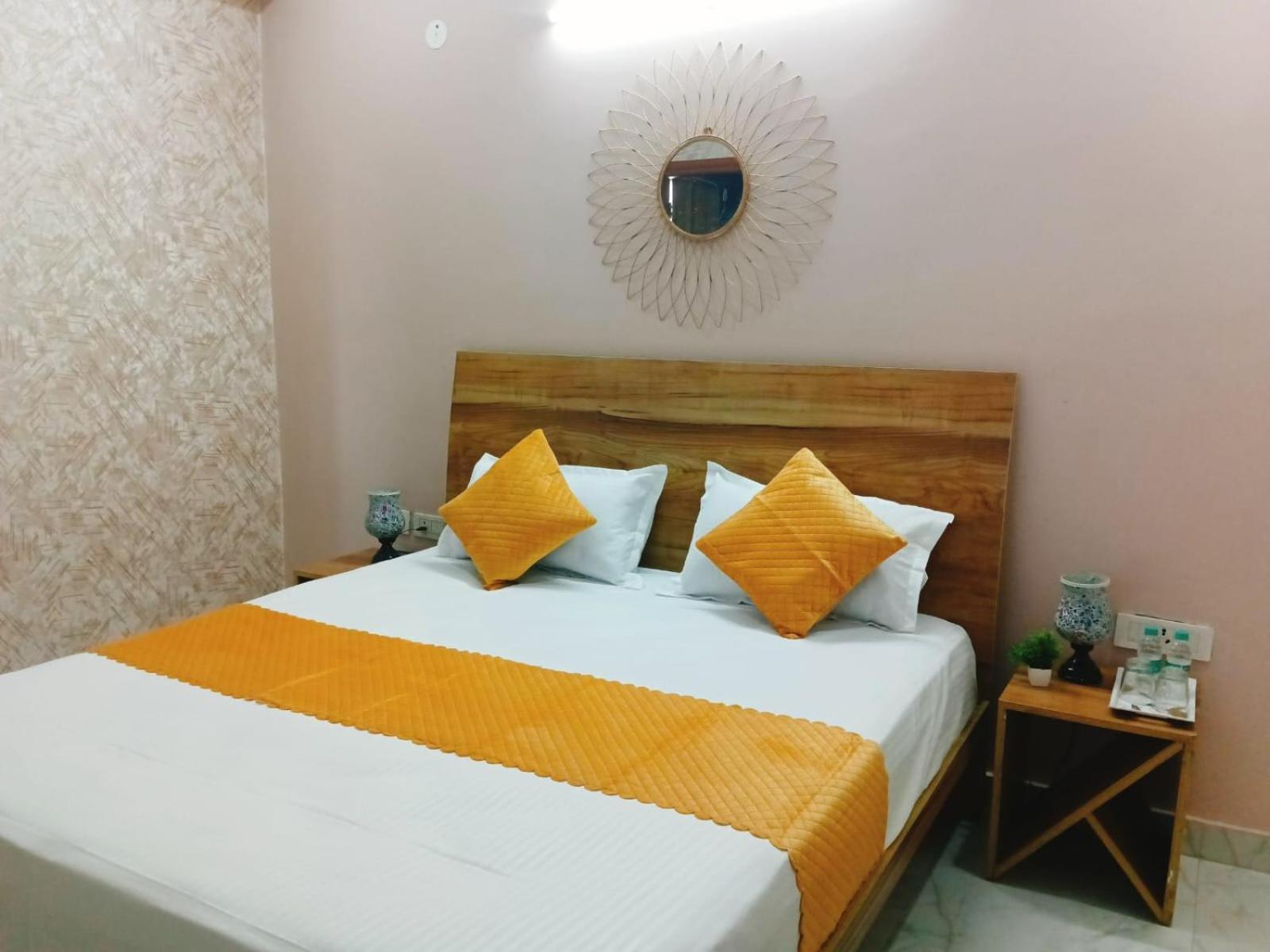 Apartment Aurabnb Homes Gurugram
