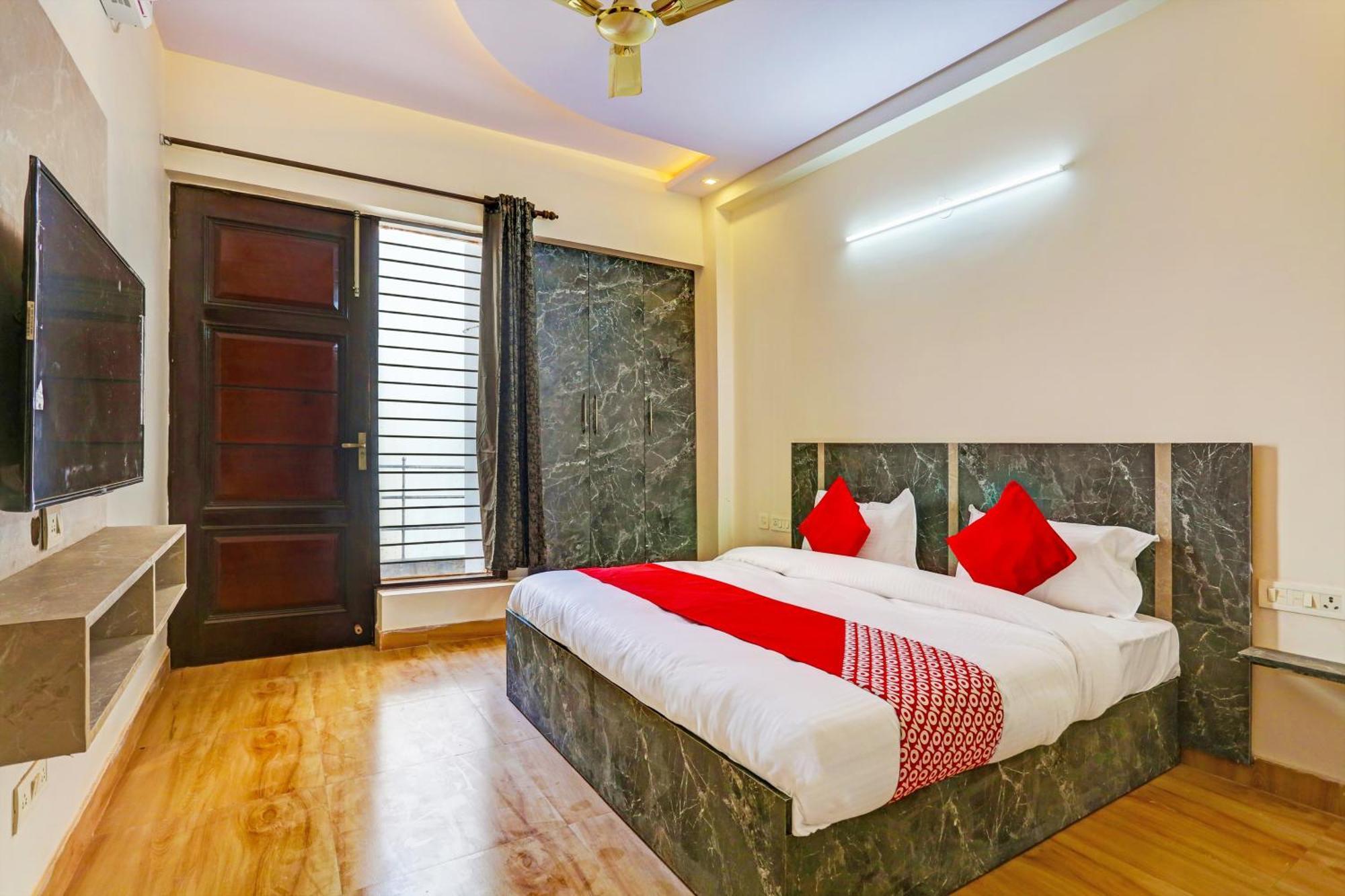 Flagship Spring Brook 3* Gurgaon
