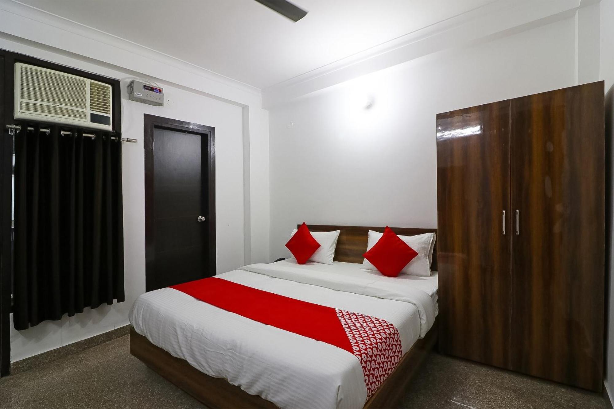 Collection O Diamond Hotel Gurgaon