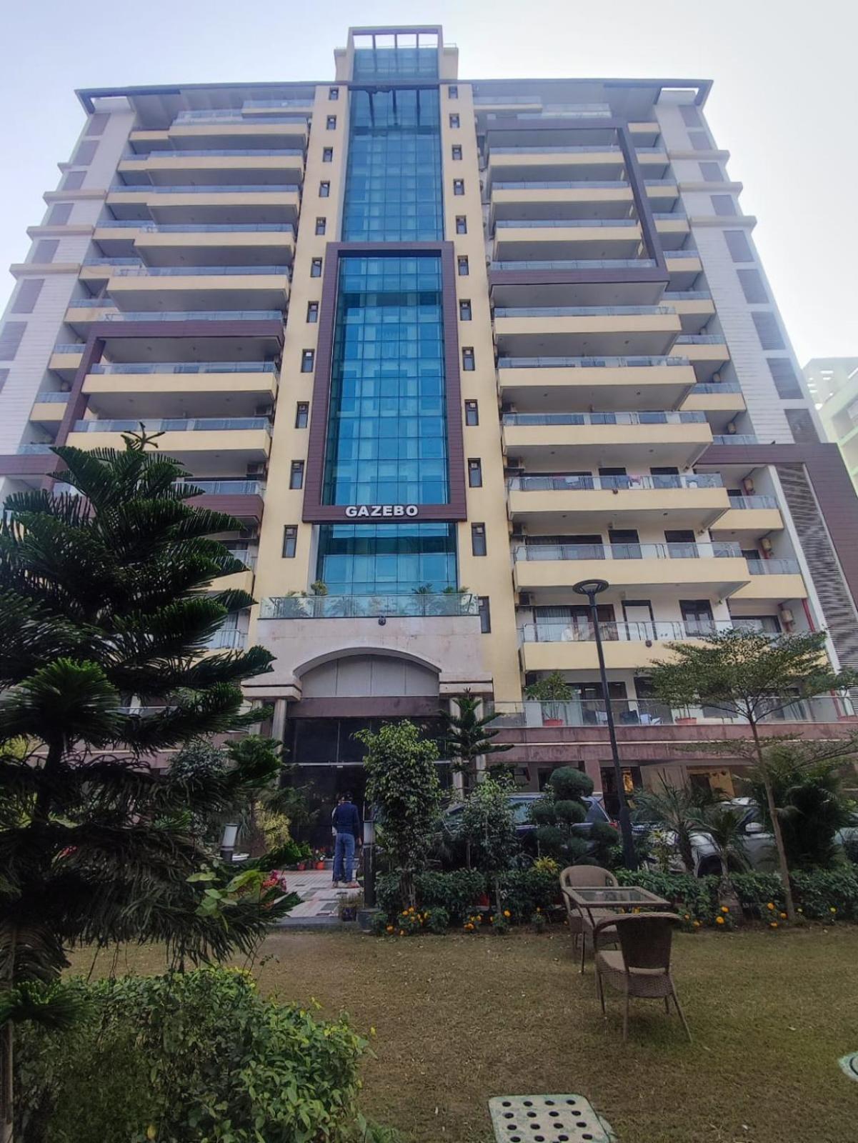 Gazebo & Medanta Apartment