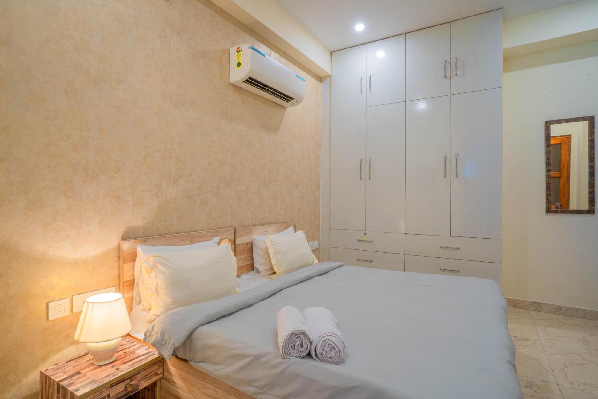 Hostie Eva Dreams - Private 2 Bhk Near Artemis, Medanta, Fortis Hospitals * Gurgaon