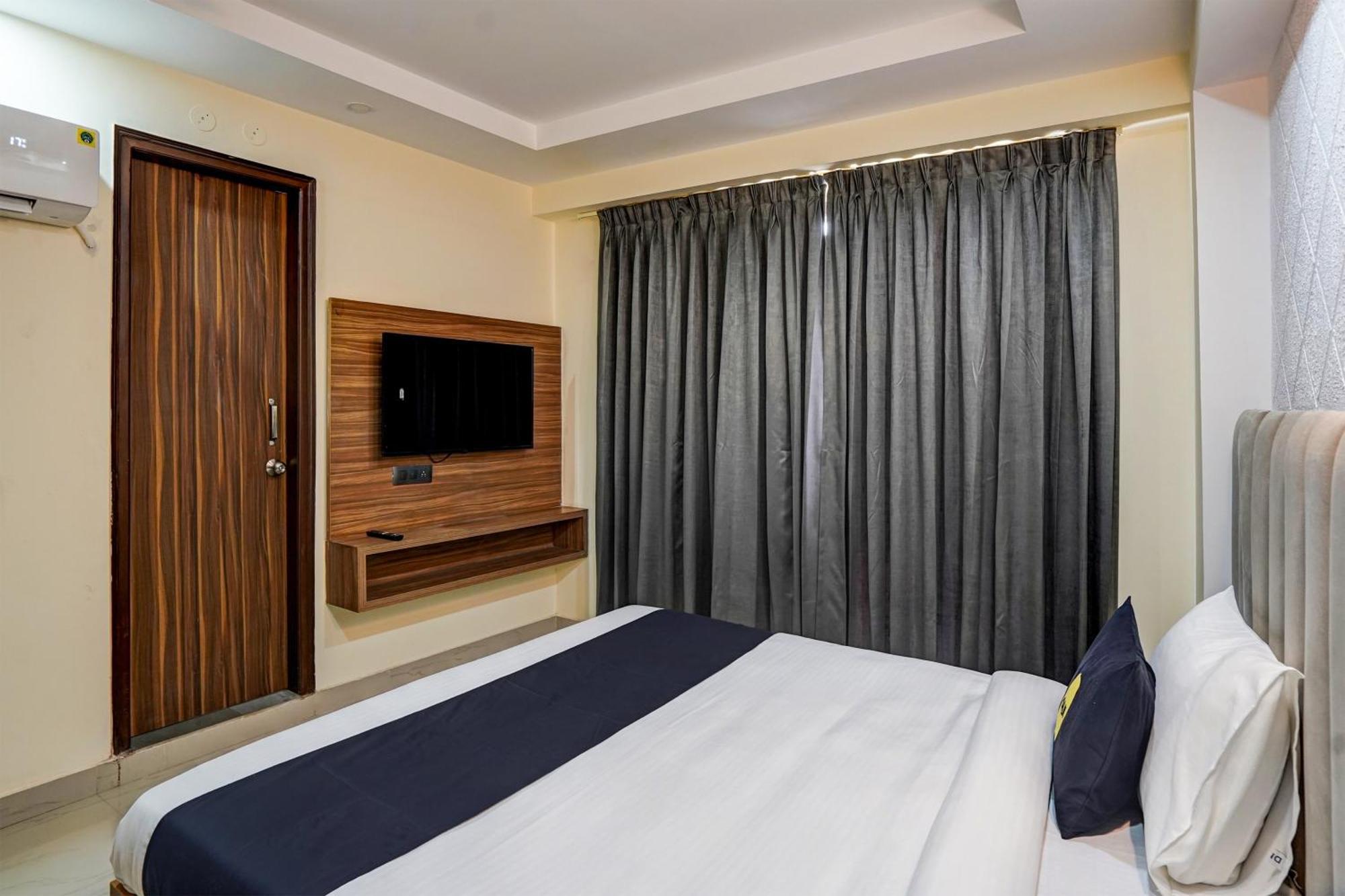 Hotel Collection O Dm 45 Gurgaon