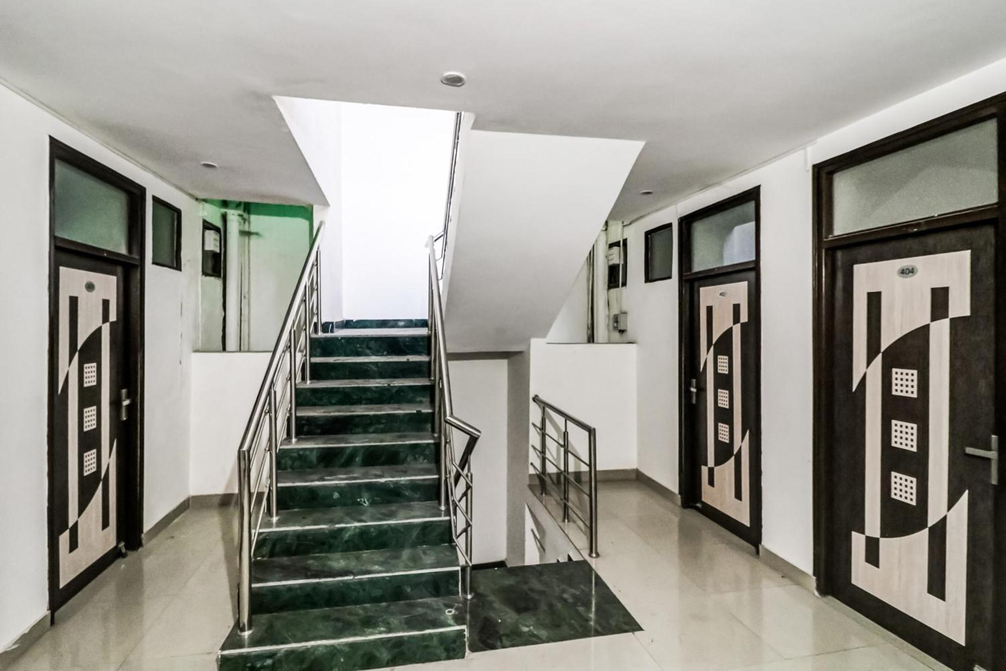 Hotel Collection O Serenity Homes *