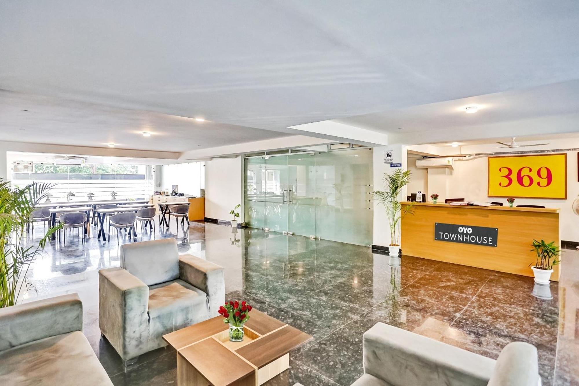 Townhouse Royal Oak Hotel Gurgaon