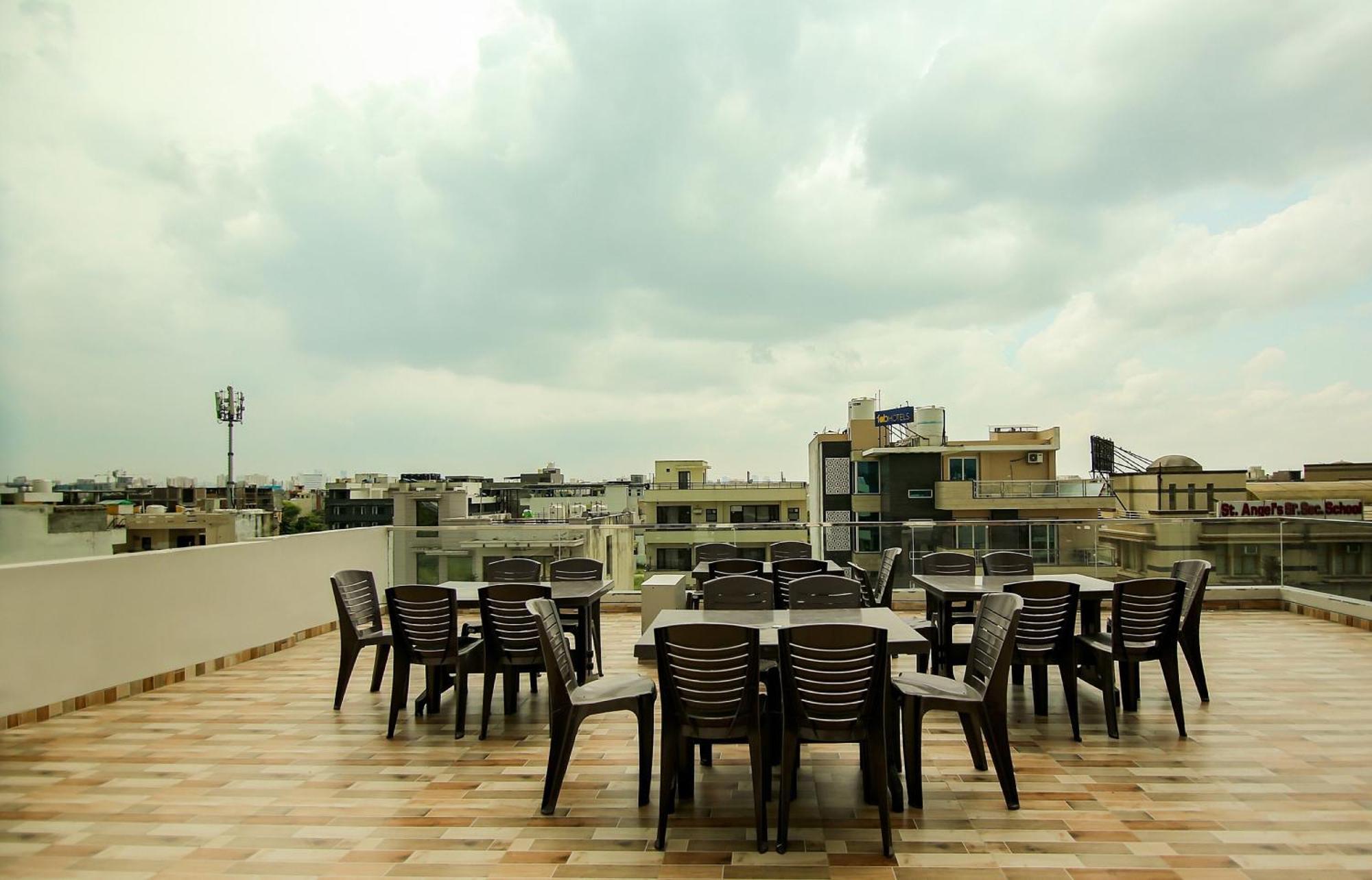 Collection O Near Appu Ghar Gurgaon