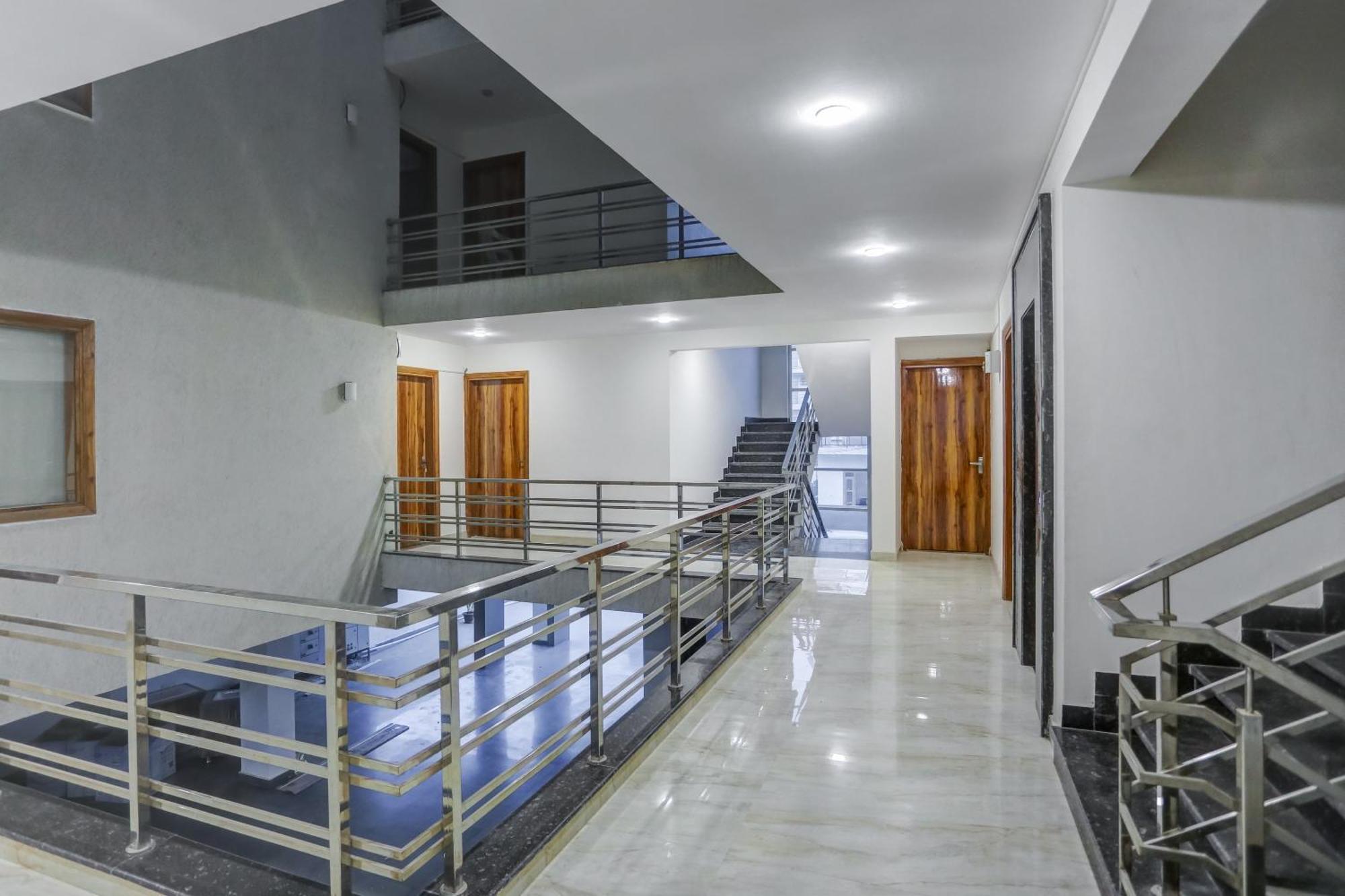 Collection O The Doors Near Appu Ghar Gurgaon