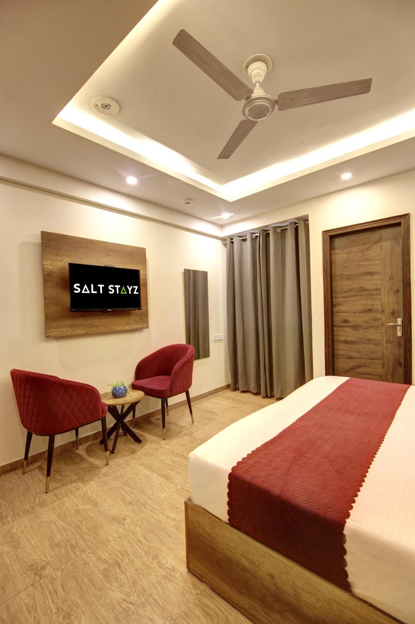 Saltstayz Select - Huda Center