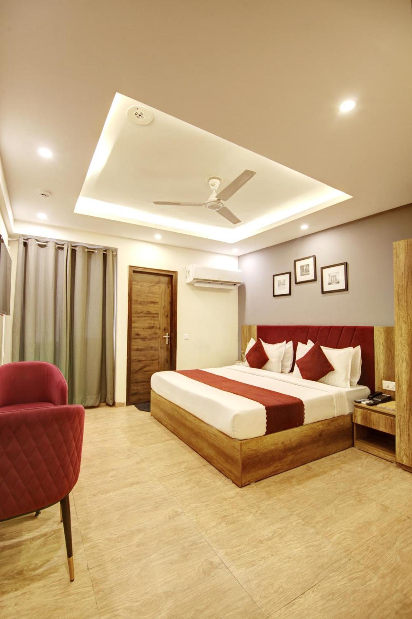 Hotel Saltstayz Select - Huda Center