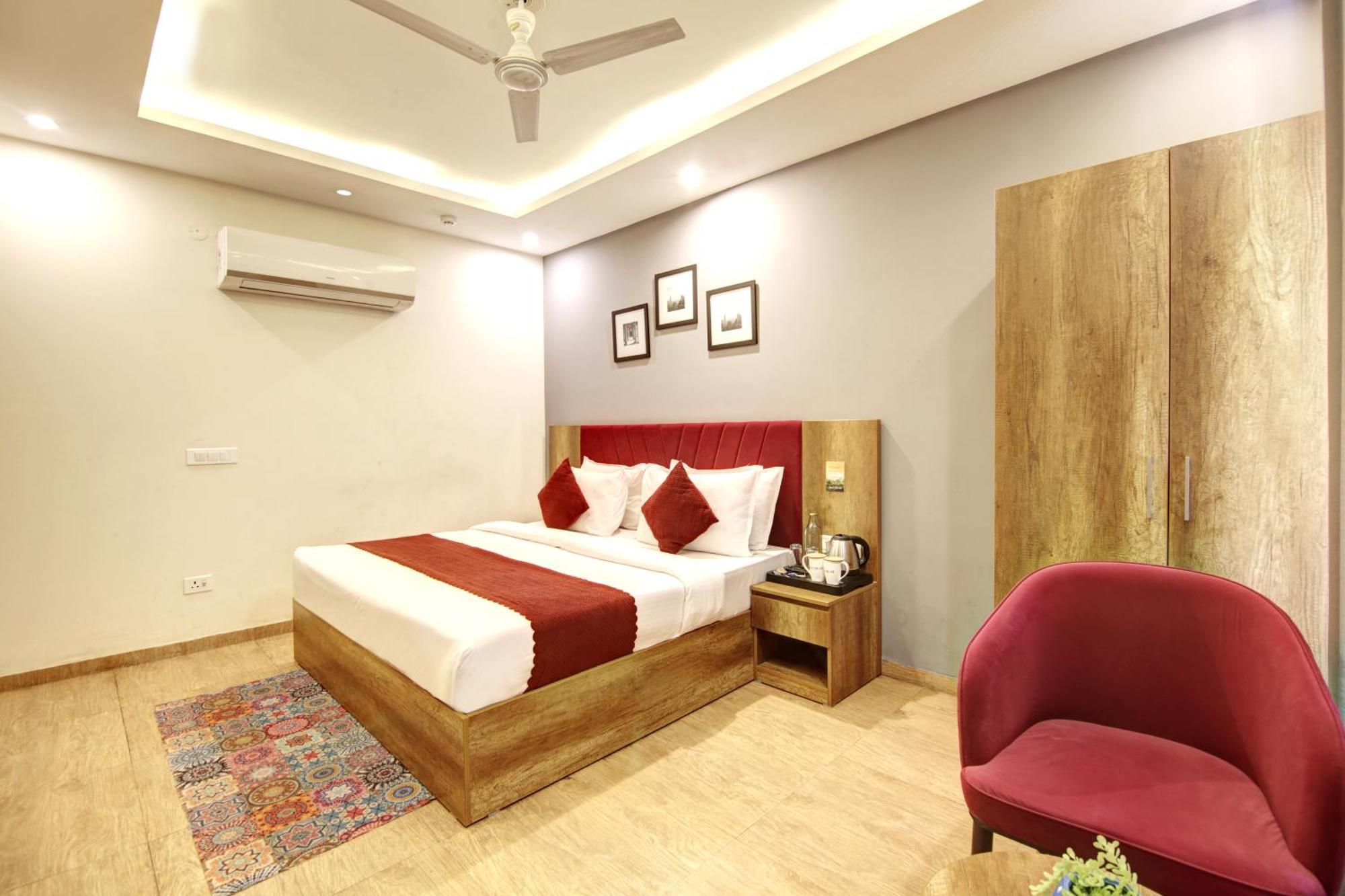 Saltstayz Select - Huda Center Hotel Gurgaon