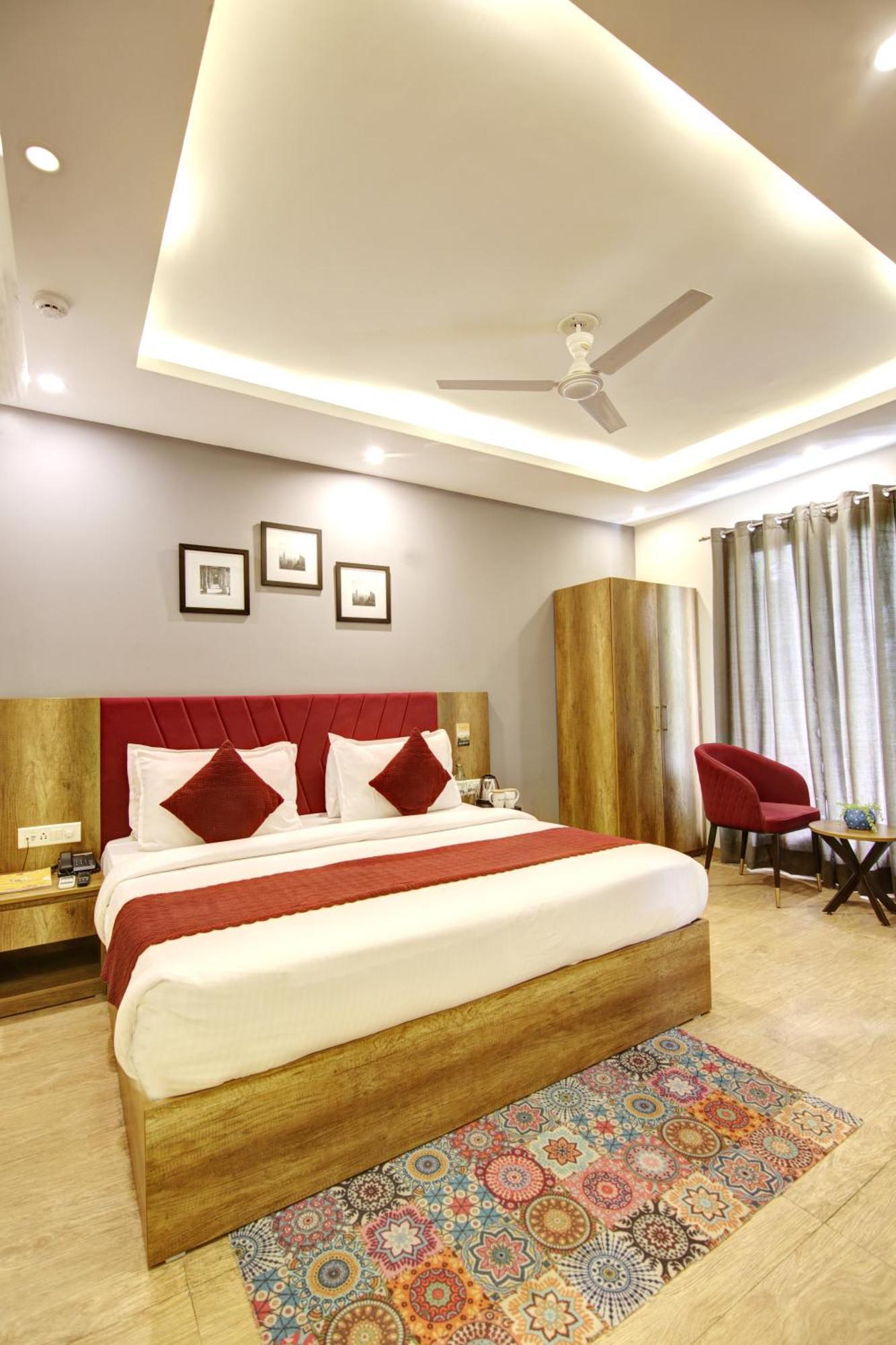 Hotel Saltstayz Select - Huda Center