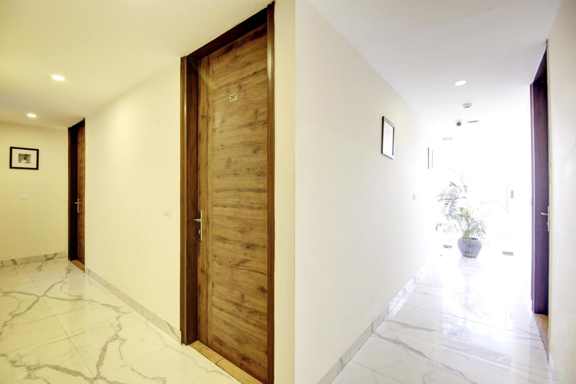 Hotel Saltstayz Select - Huda Center Gurgaon