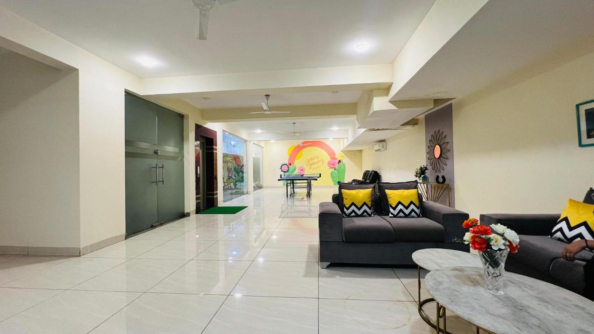 Bluo Studio1 Golf Course Road, Gym, Balcony Garden