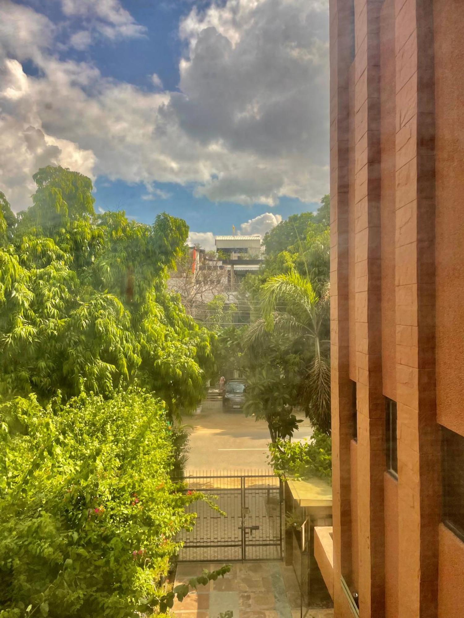 Firebrick Boutique Residences - Garnet House Gurgaon